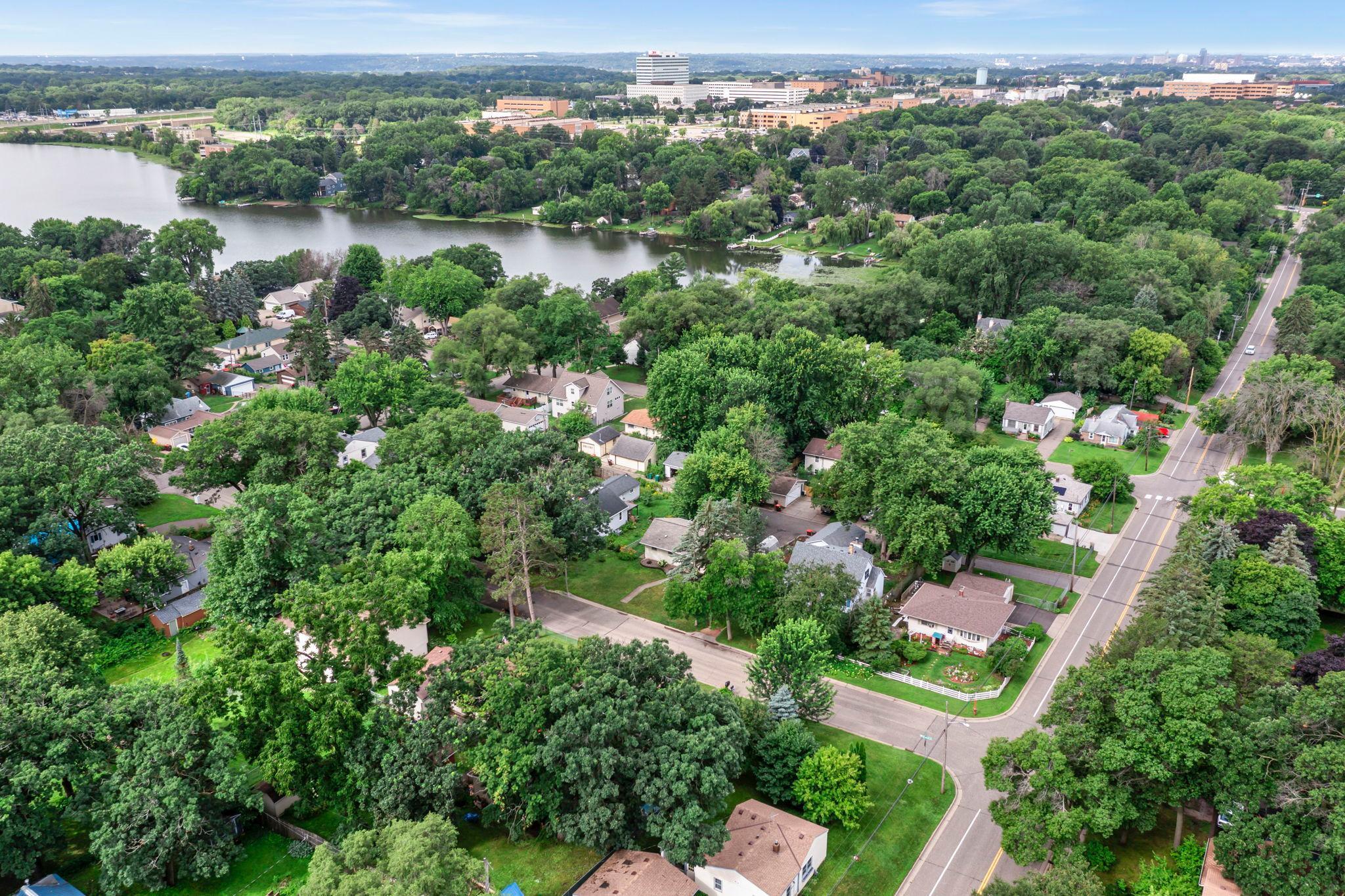 672 Goodview Avenue N