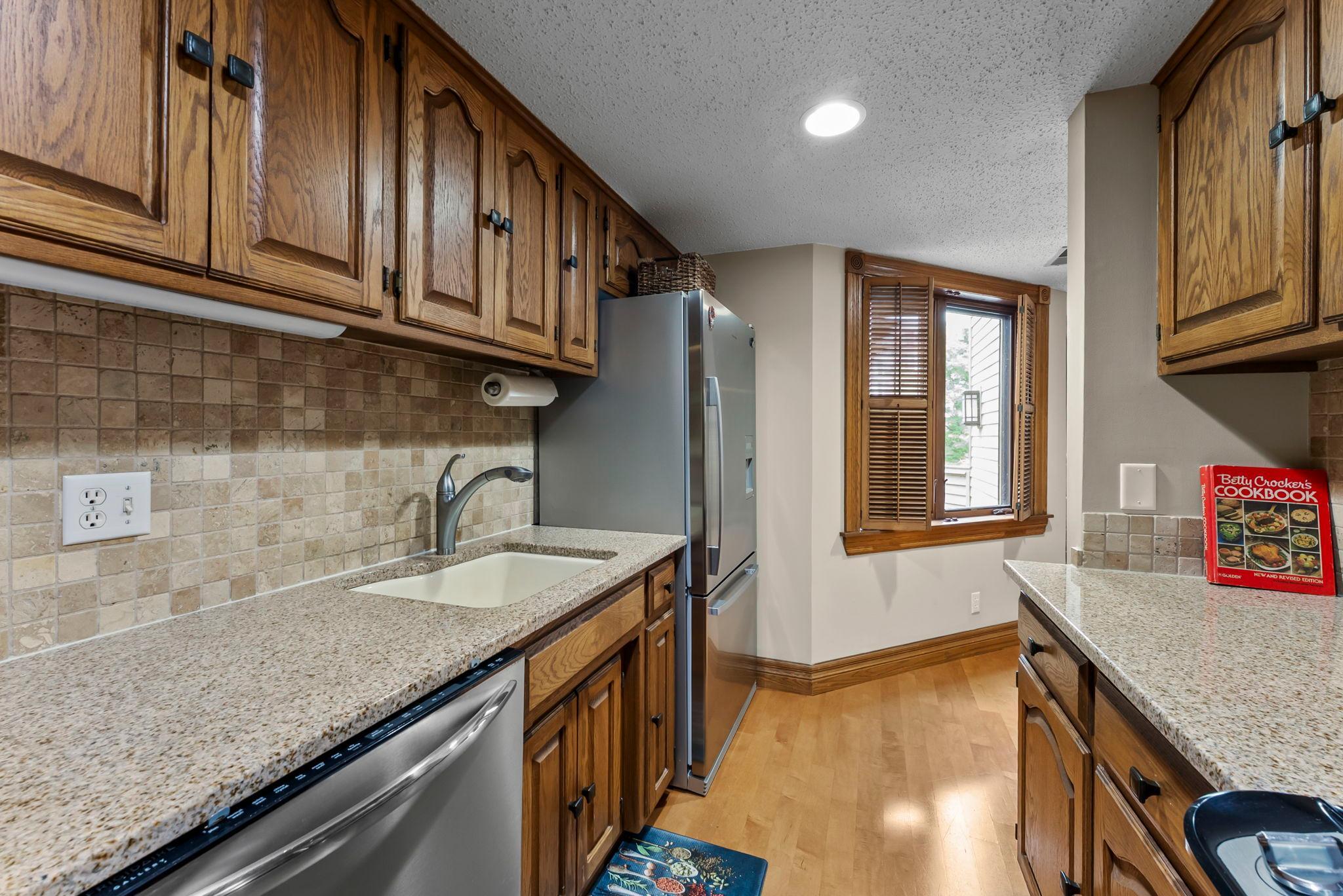 5 Irvine Park Unit: 5B