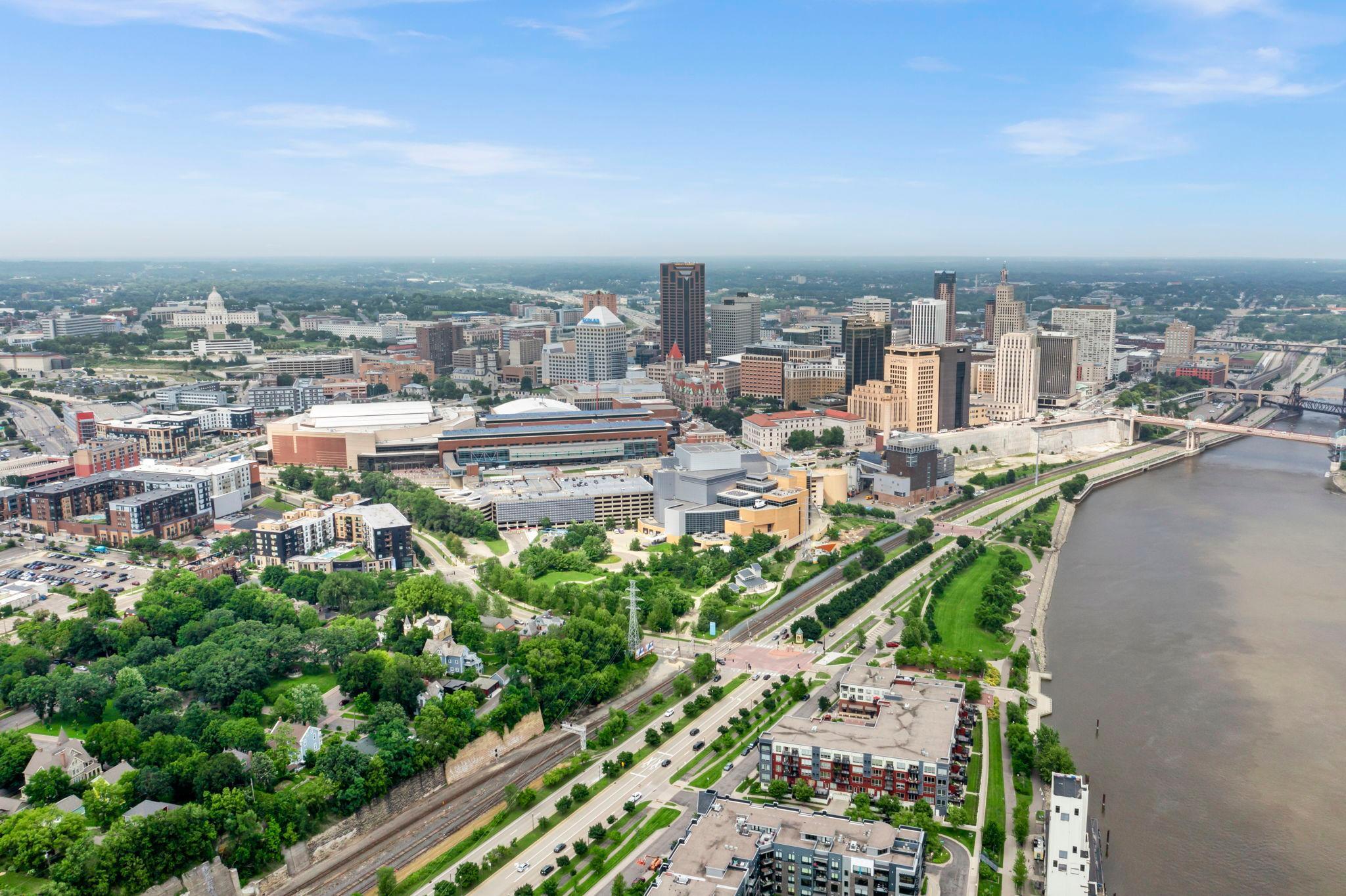 5 Irvine Park Unit: 5B