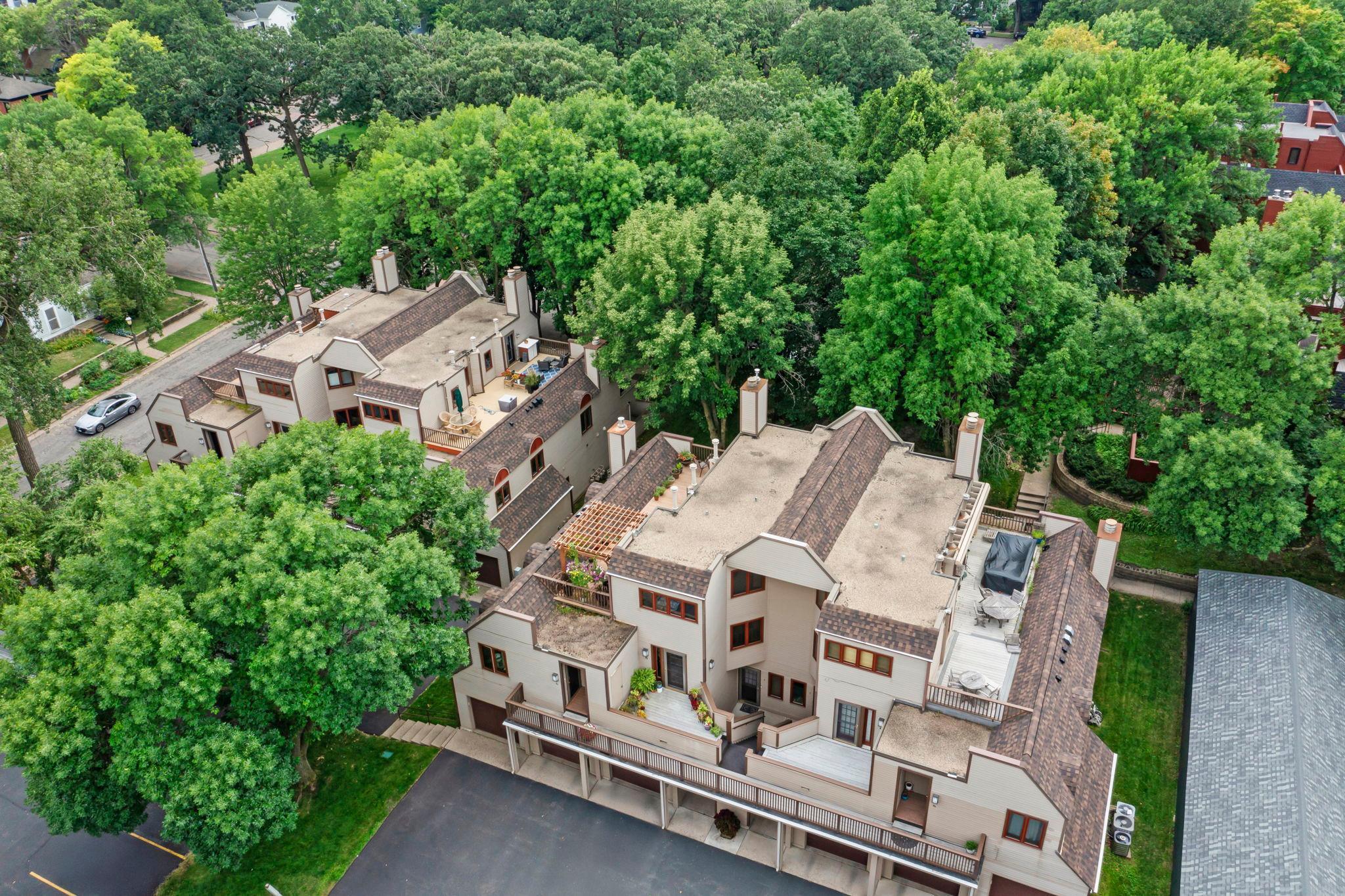 5 Irvine Park Unit: 5B