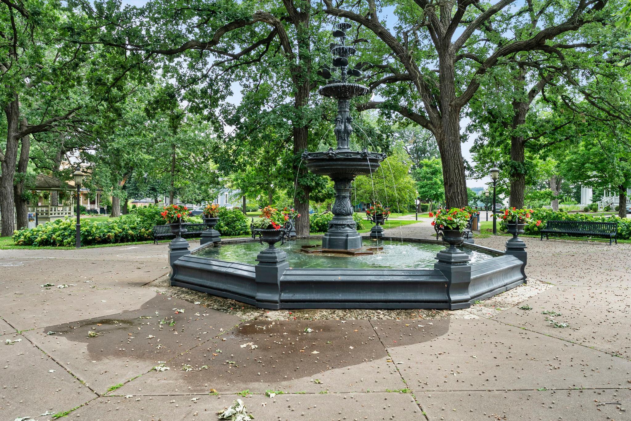 5 Irvine Park Unit: 5B