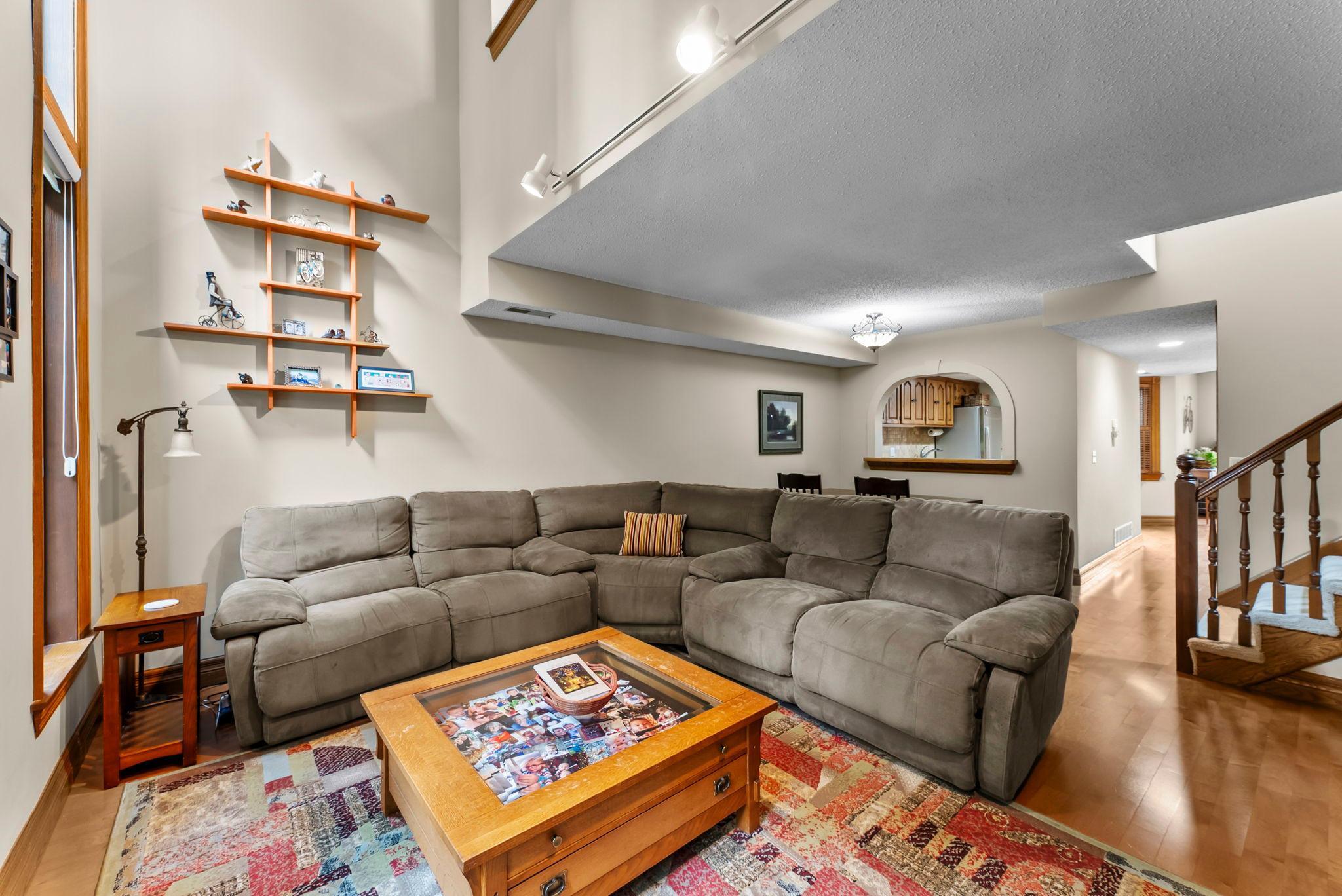 5 Irvine Park Unit: 5B