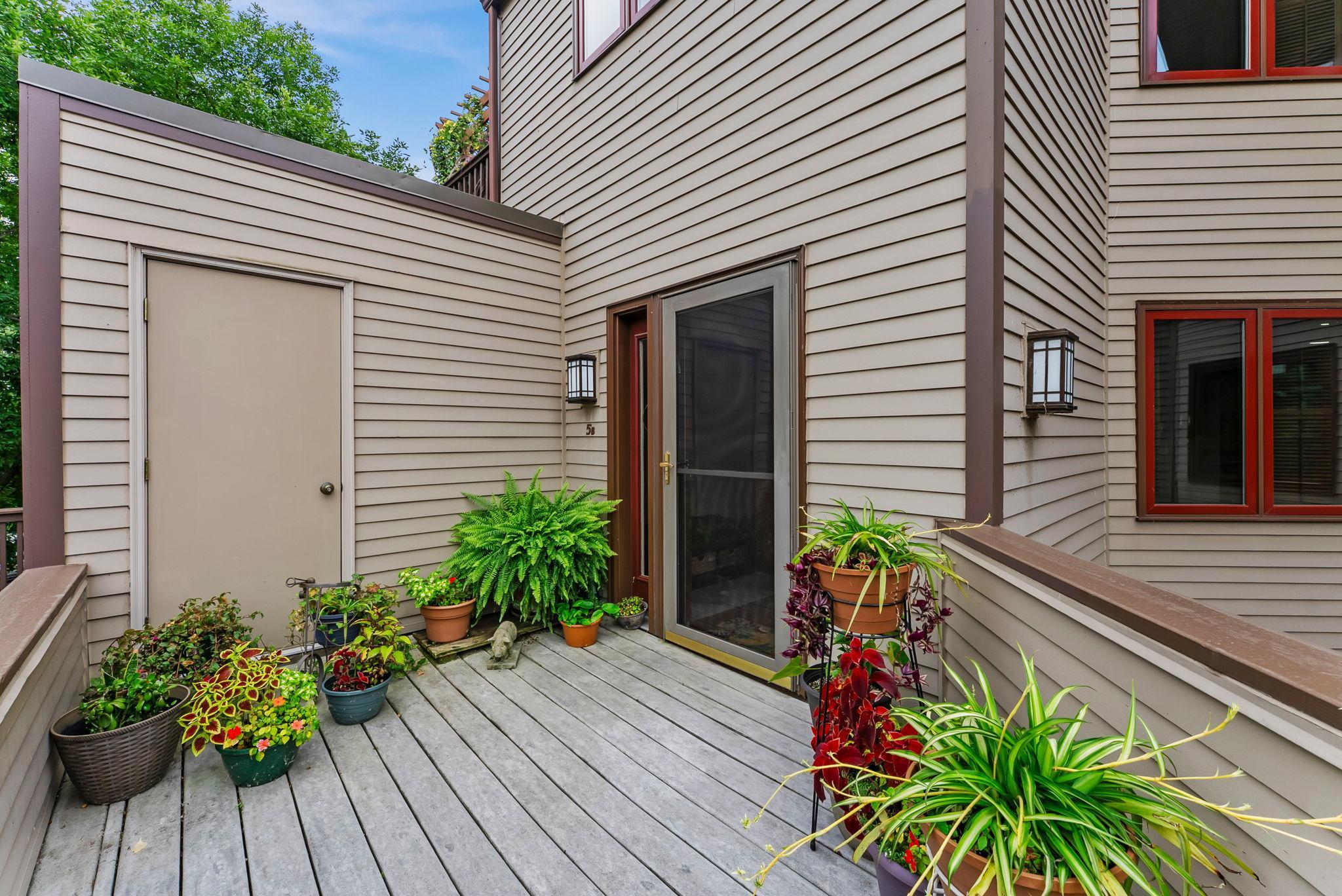 5 Irvine Park Unit: 5B