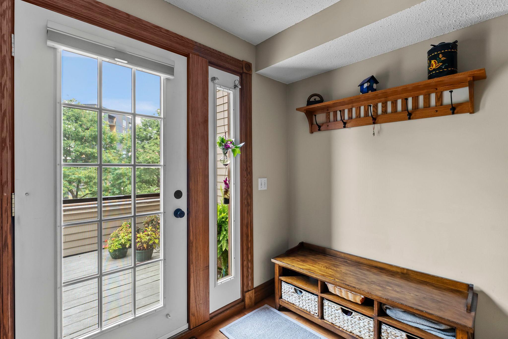 5 Irvine Park Unit: 5B