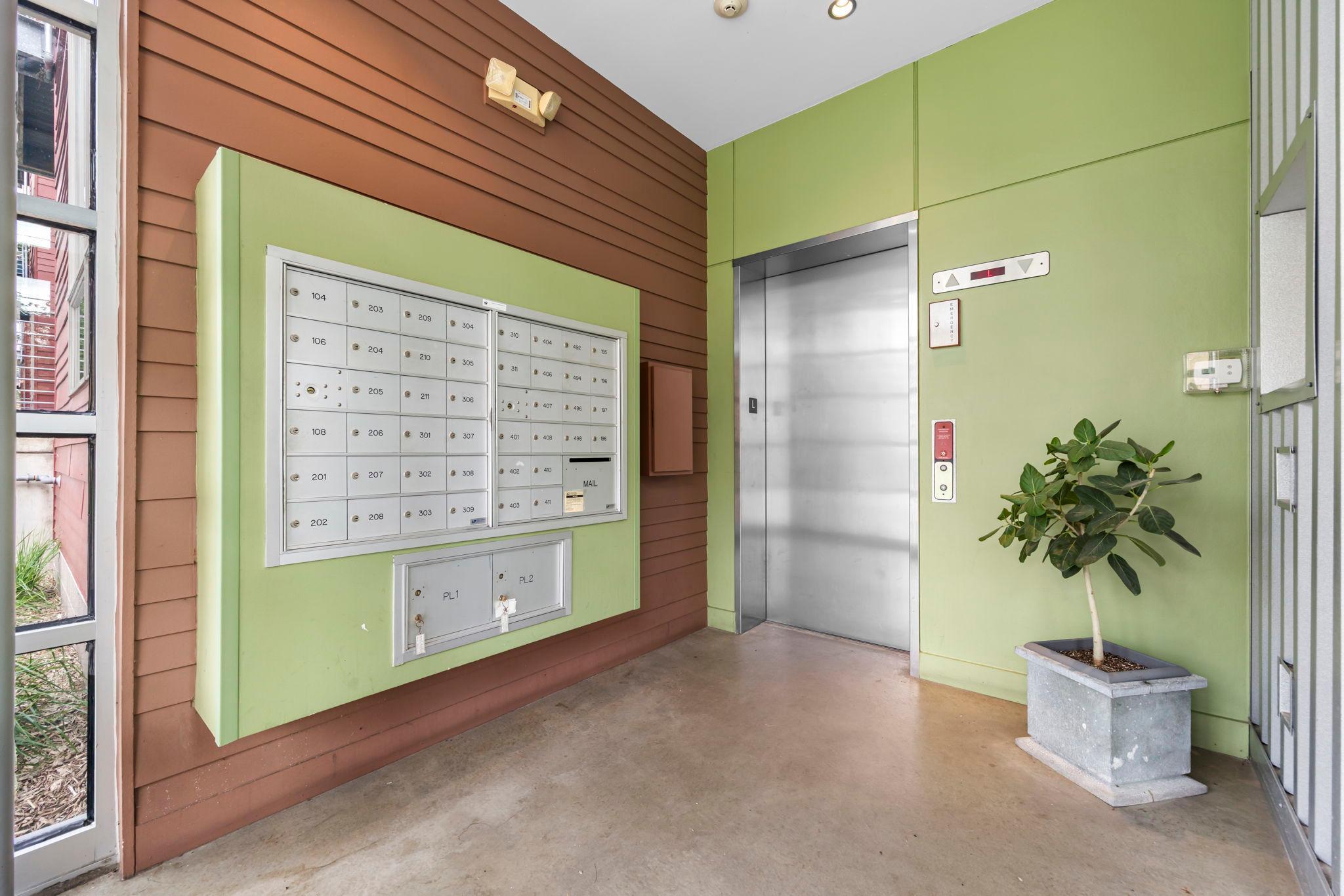 490 N Temperance Street Unit: 204