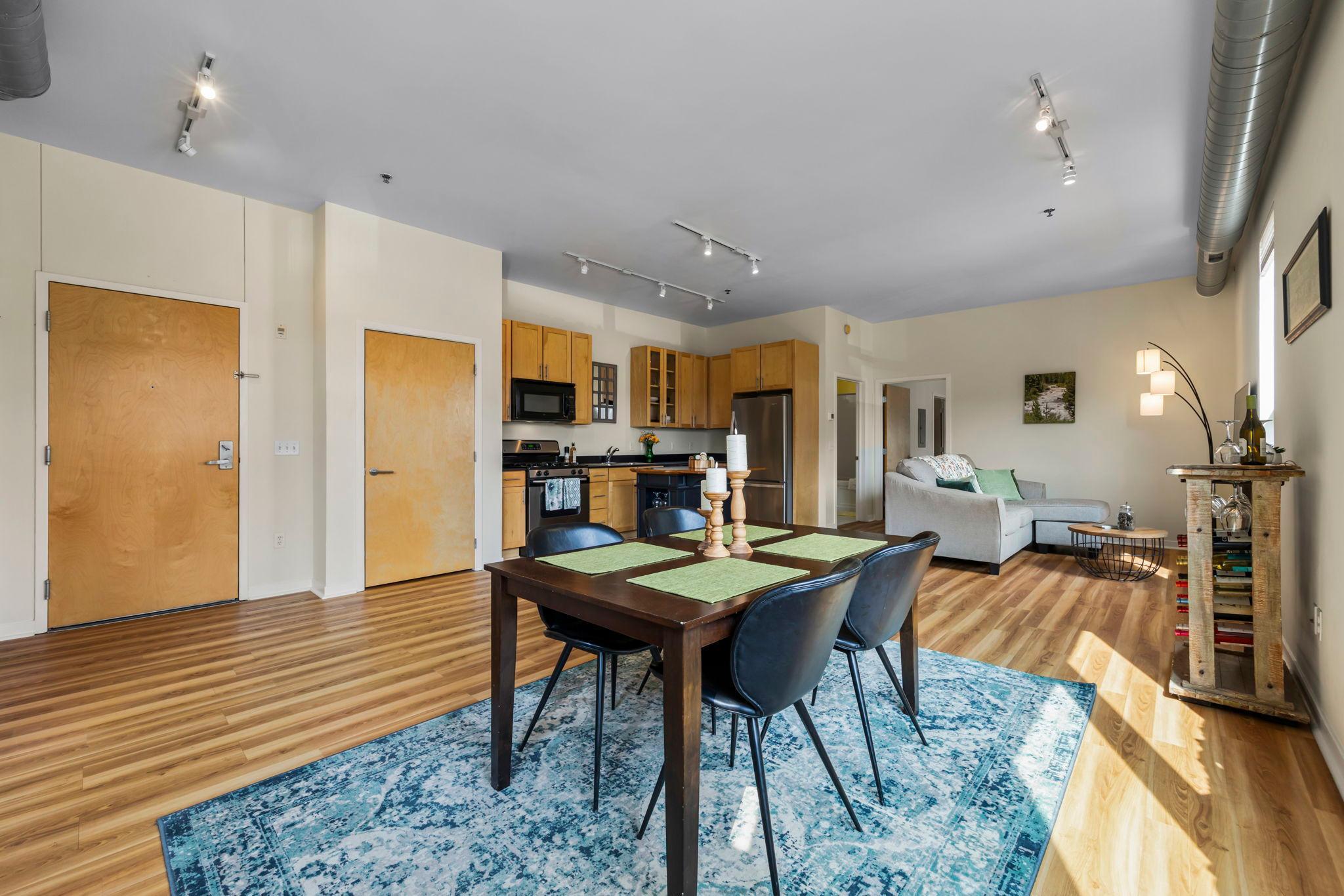 490 N Temperance Street Unit: 204