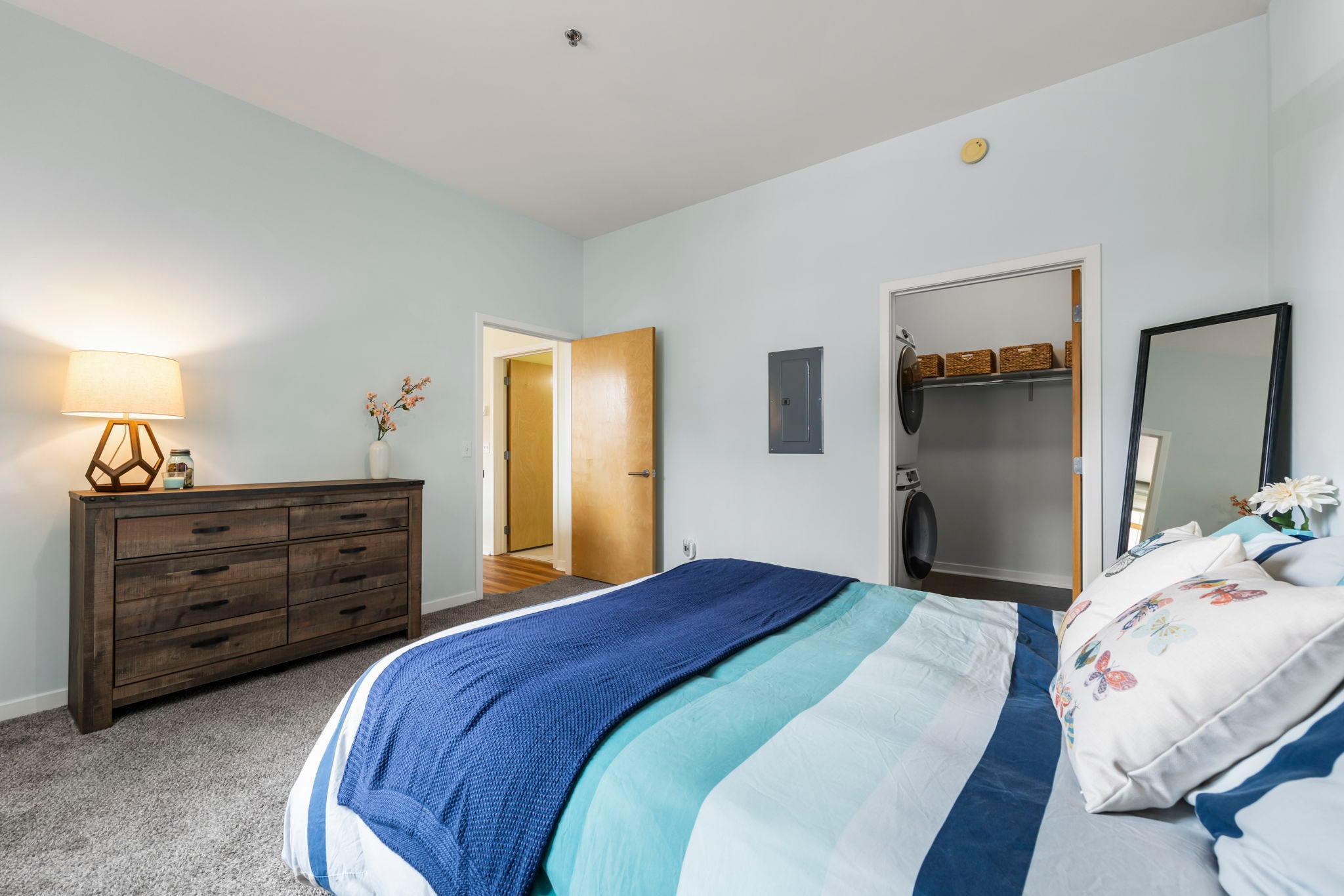 490 N Temperance Street Unit: 204