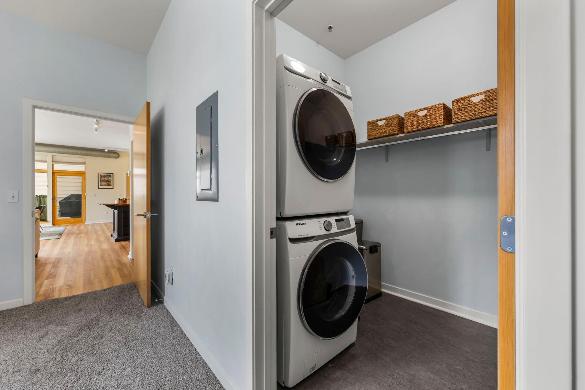 490 N Temperance Street Unit: 204