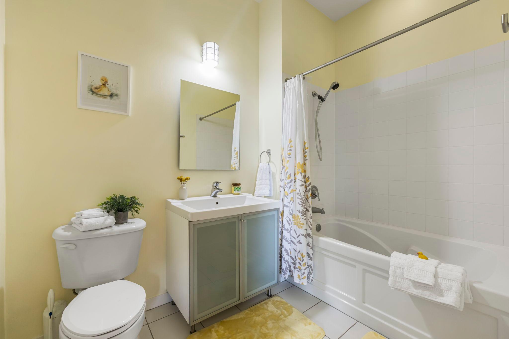 490 N Temperance Street Unit: 204