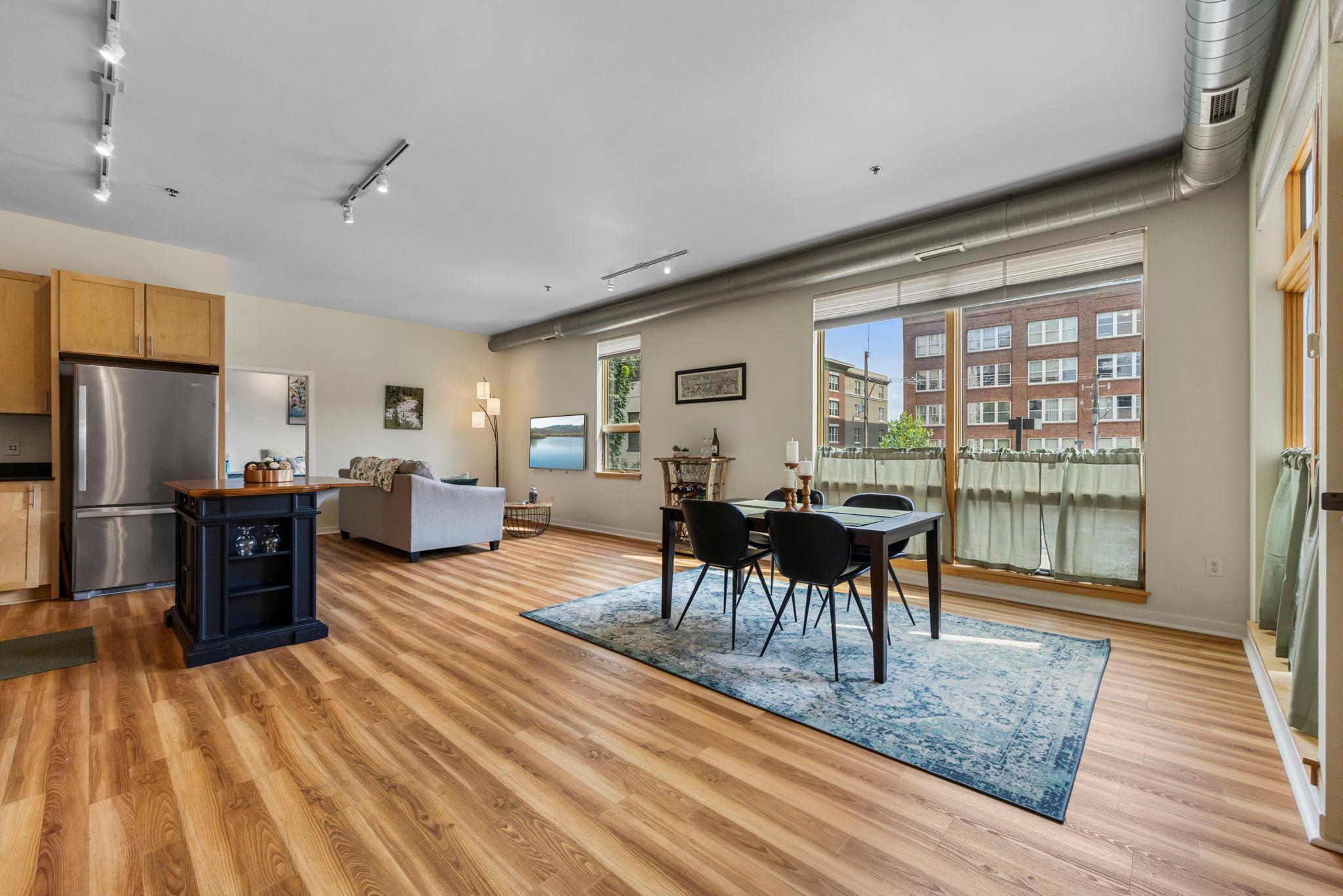 490 N Temperance Street Unit: 204