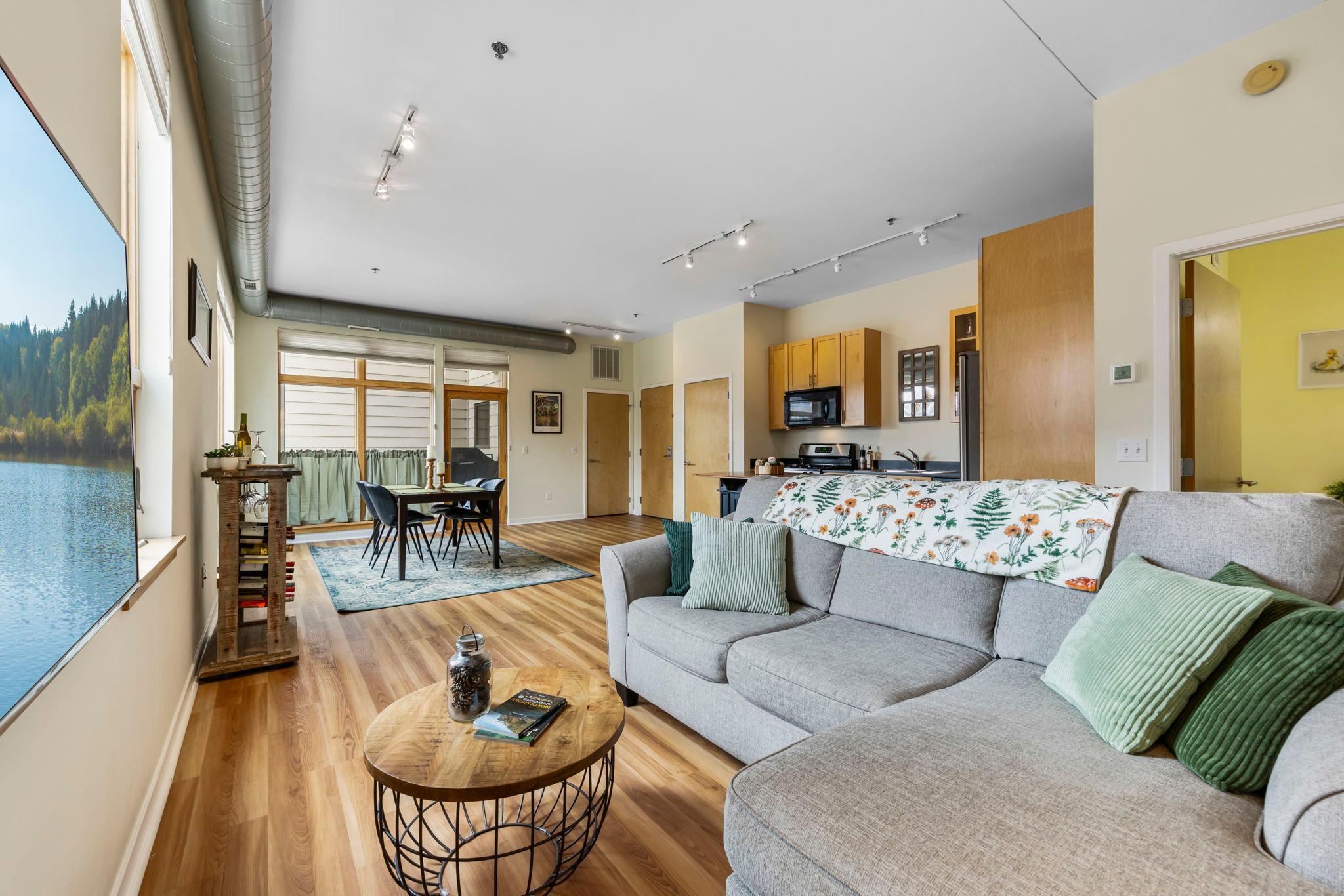 490 N Temperance Street Unit: 204