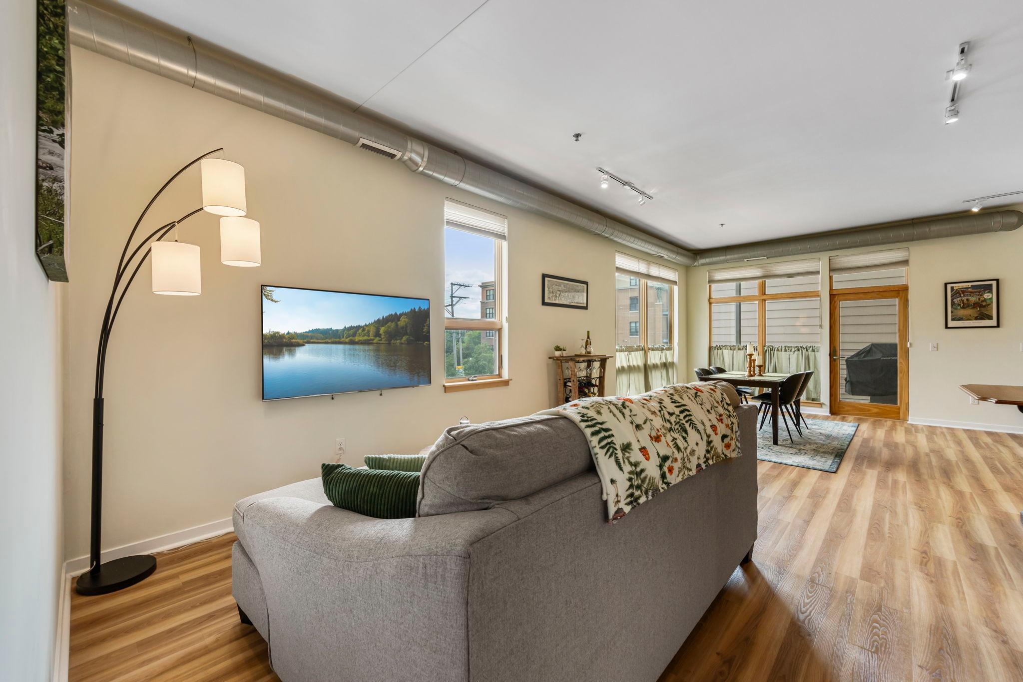 490 N Temperance Street Unit: 204