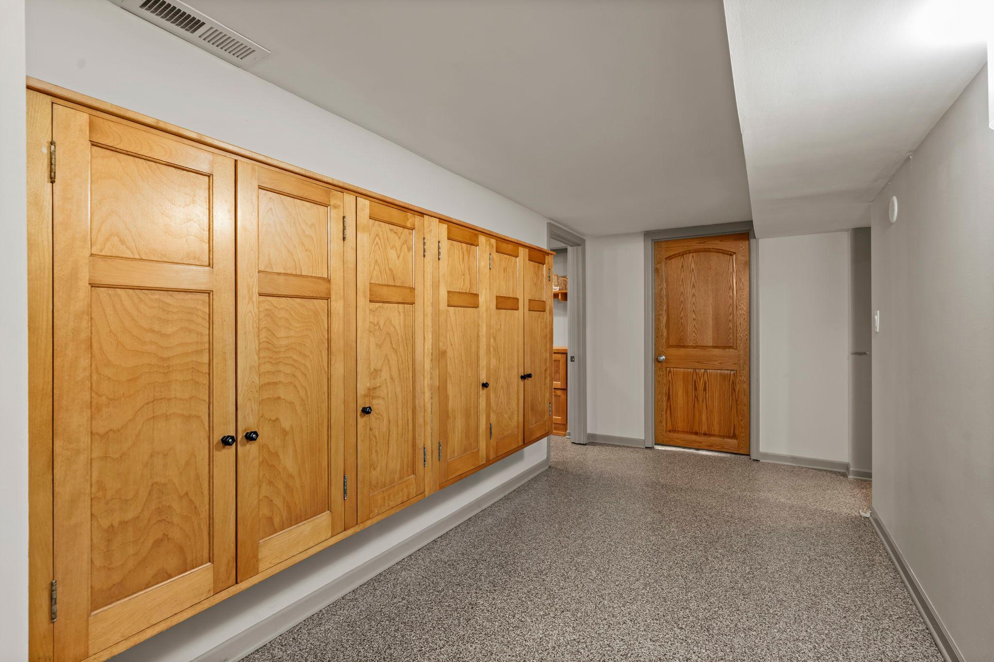 2123 Juno Avenue Unit: 1