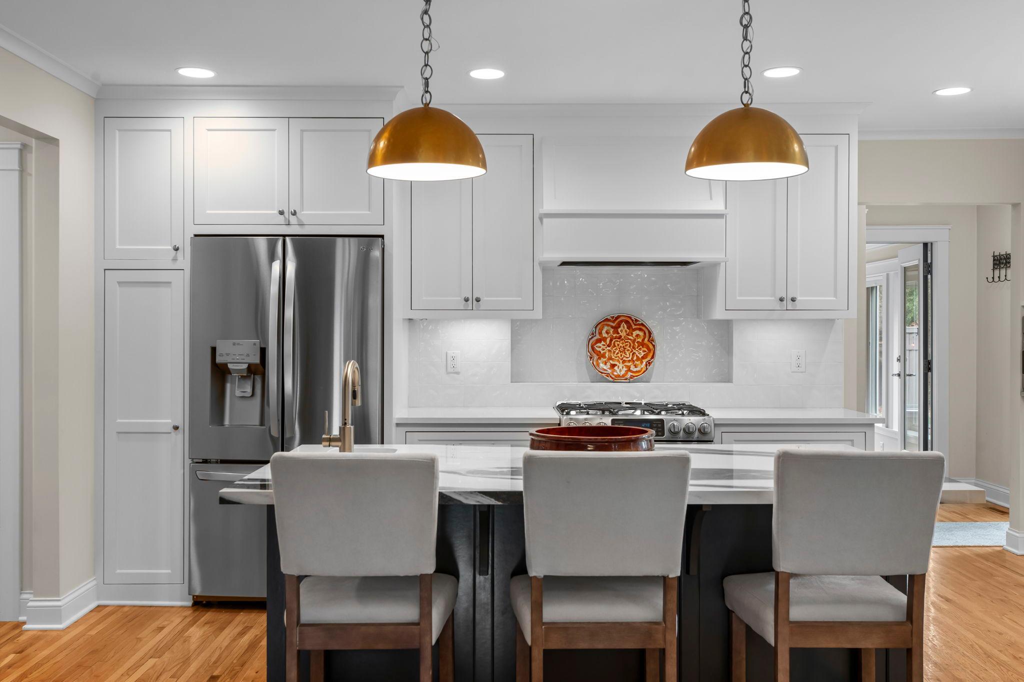 2123 Juno Avenue Unit: 1