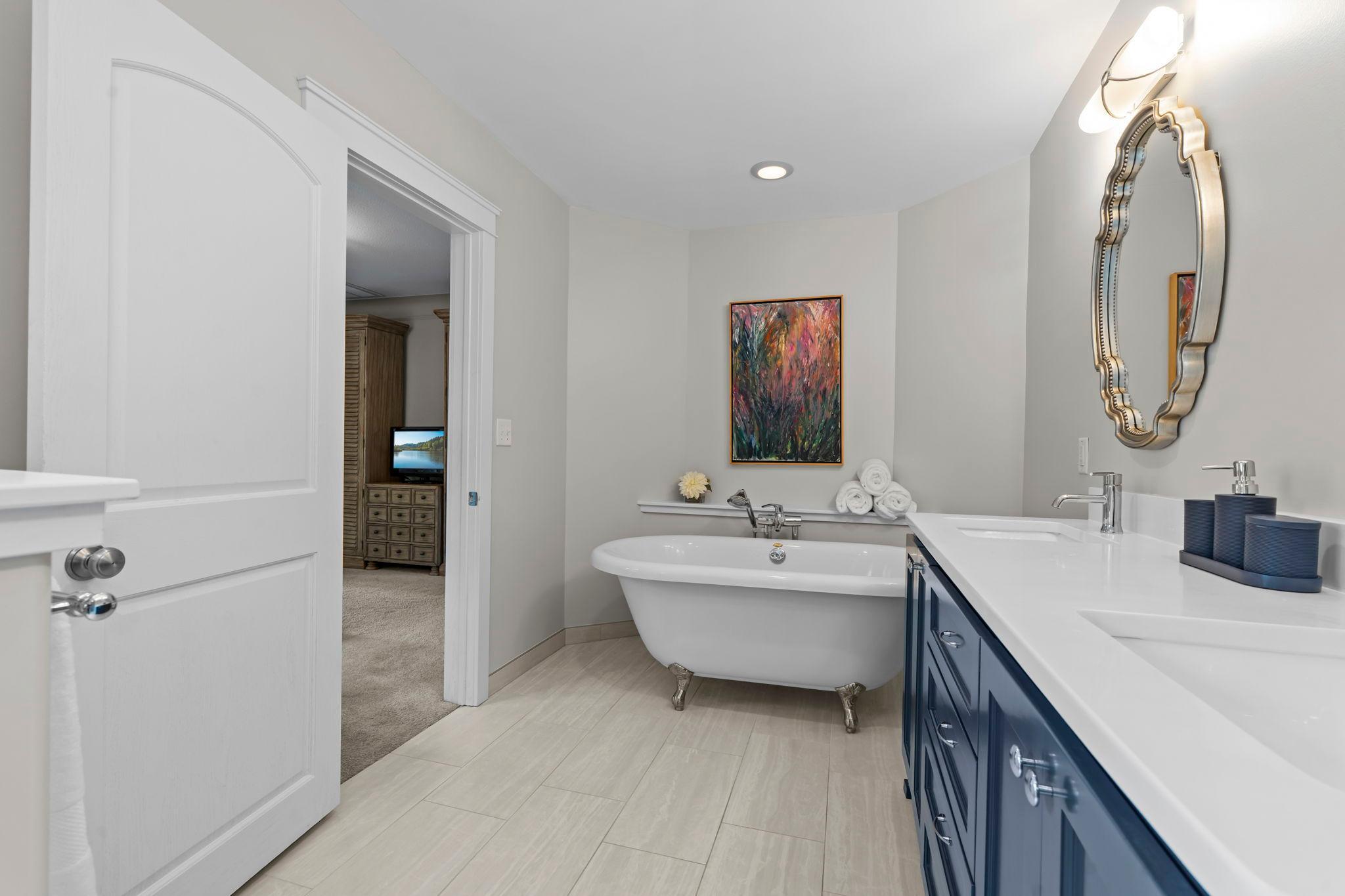 2123 Juno Avenue Unit: 1