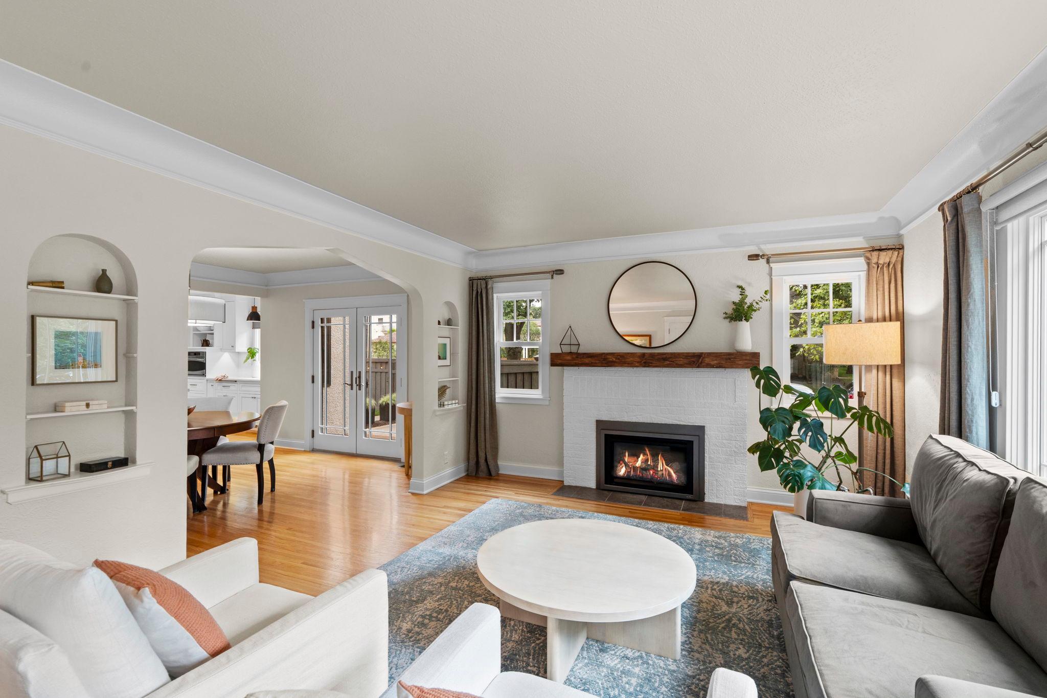 2123 Juno Avenue Unit: 1