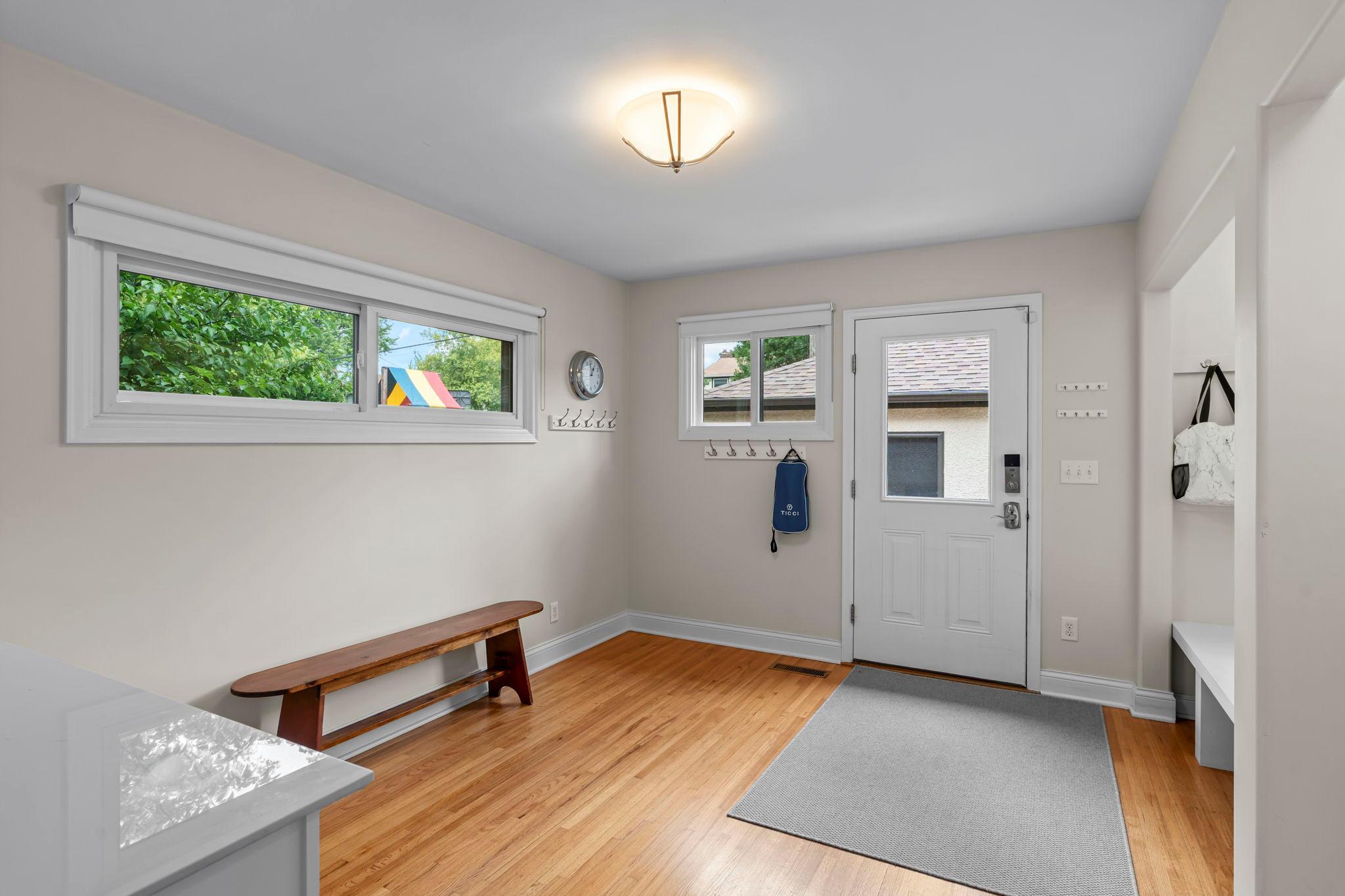 2123 Juno Avenue Unit: 1
