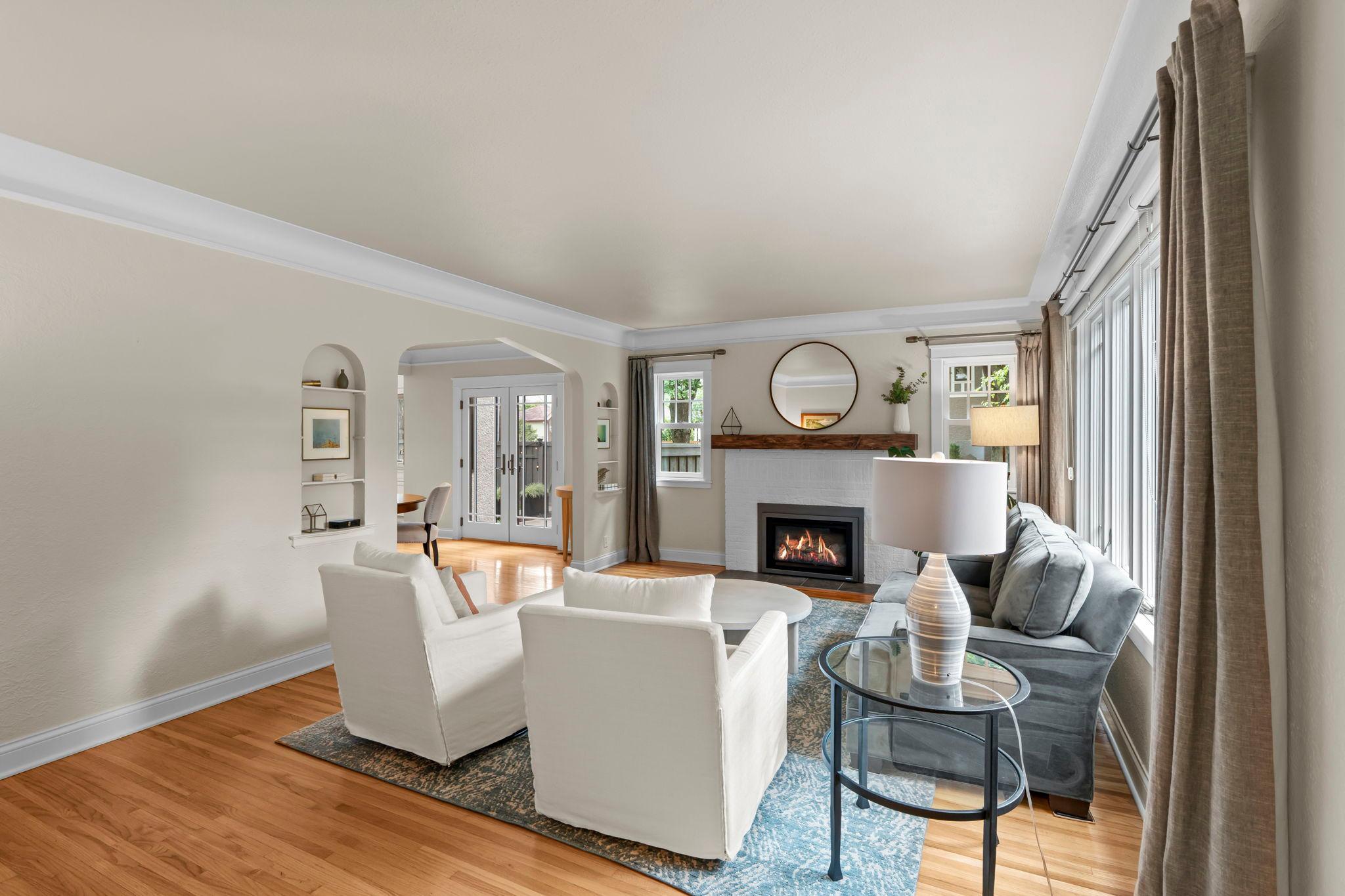 2123 Juno Avenue Unit: 1