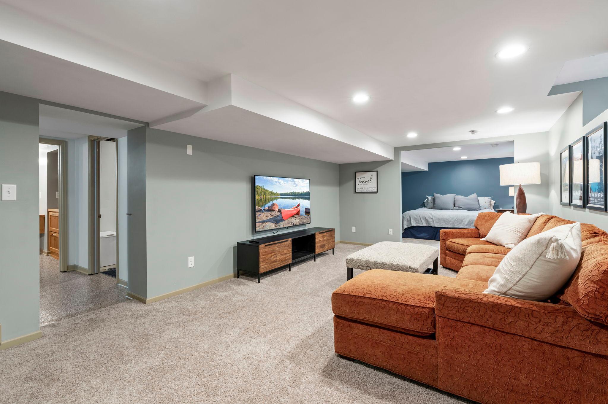 2123 Juno Avenue Unit: 1