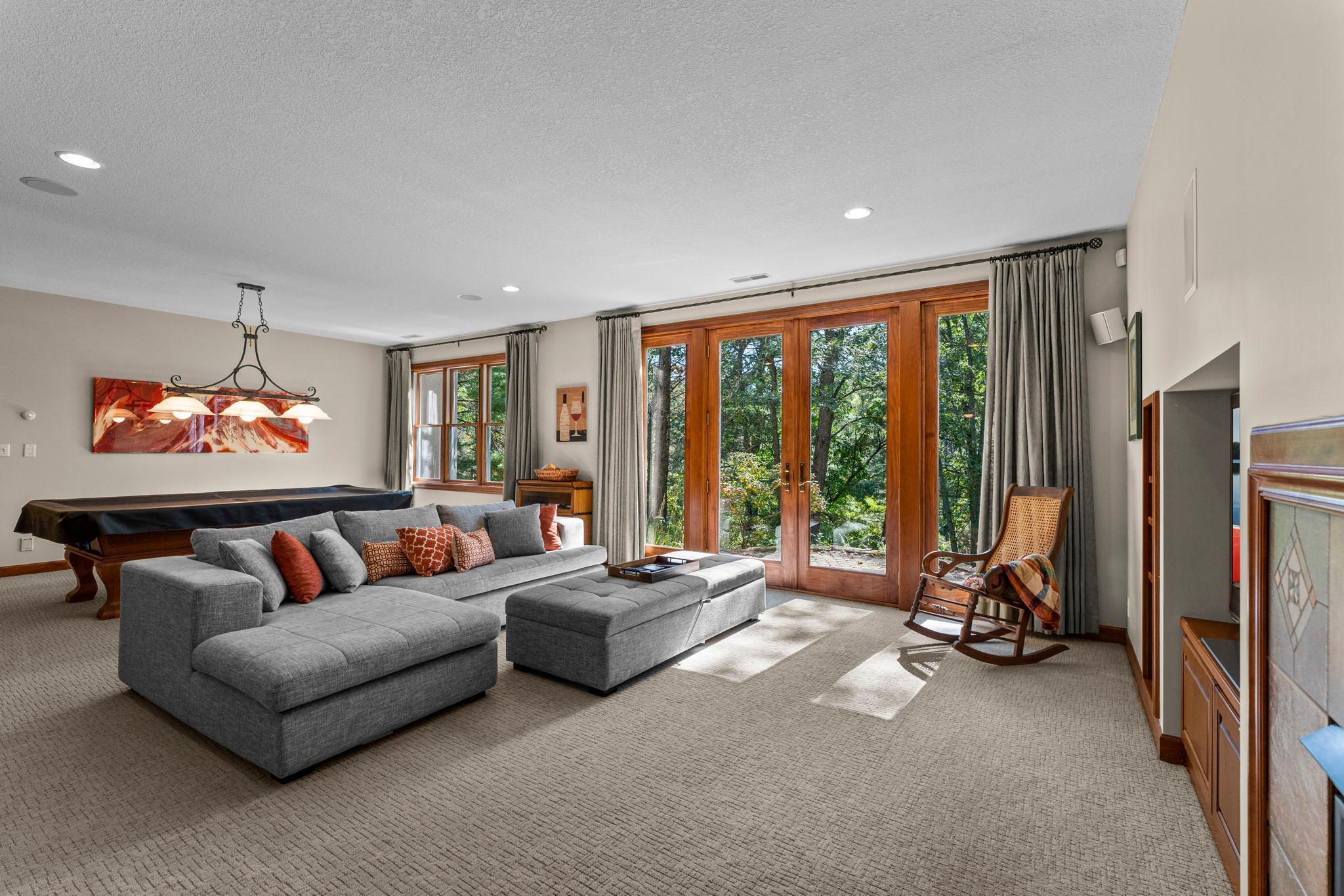 8917 Joliet Avenue N