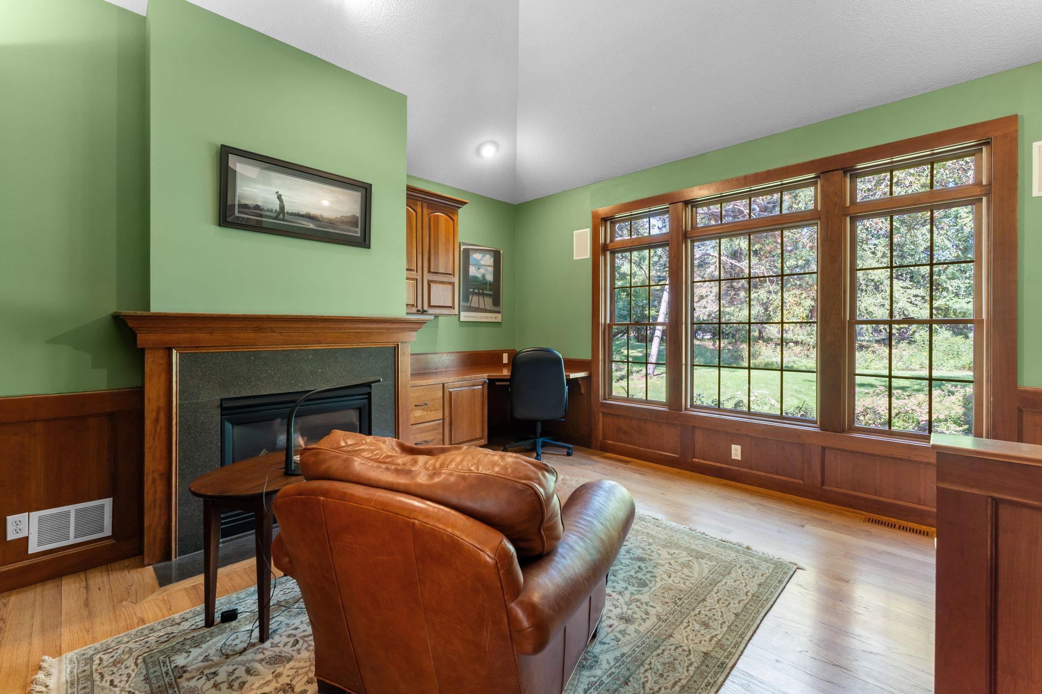 8917 Joliet Avenue N