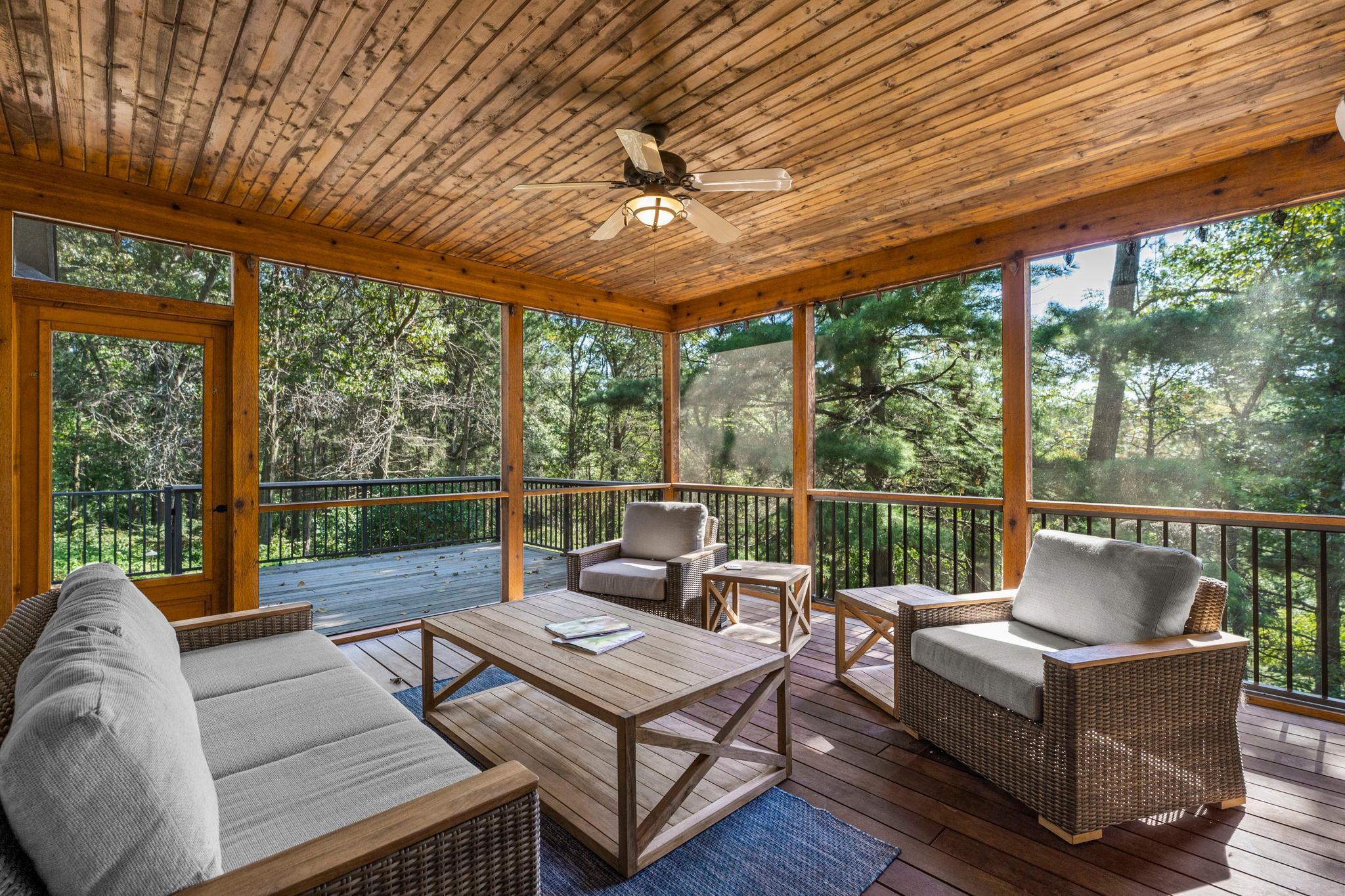 8917 Joliet Avenue N