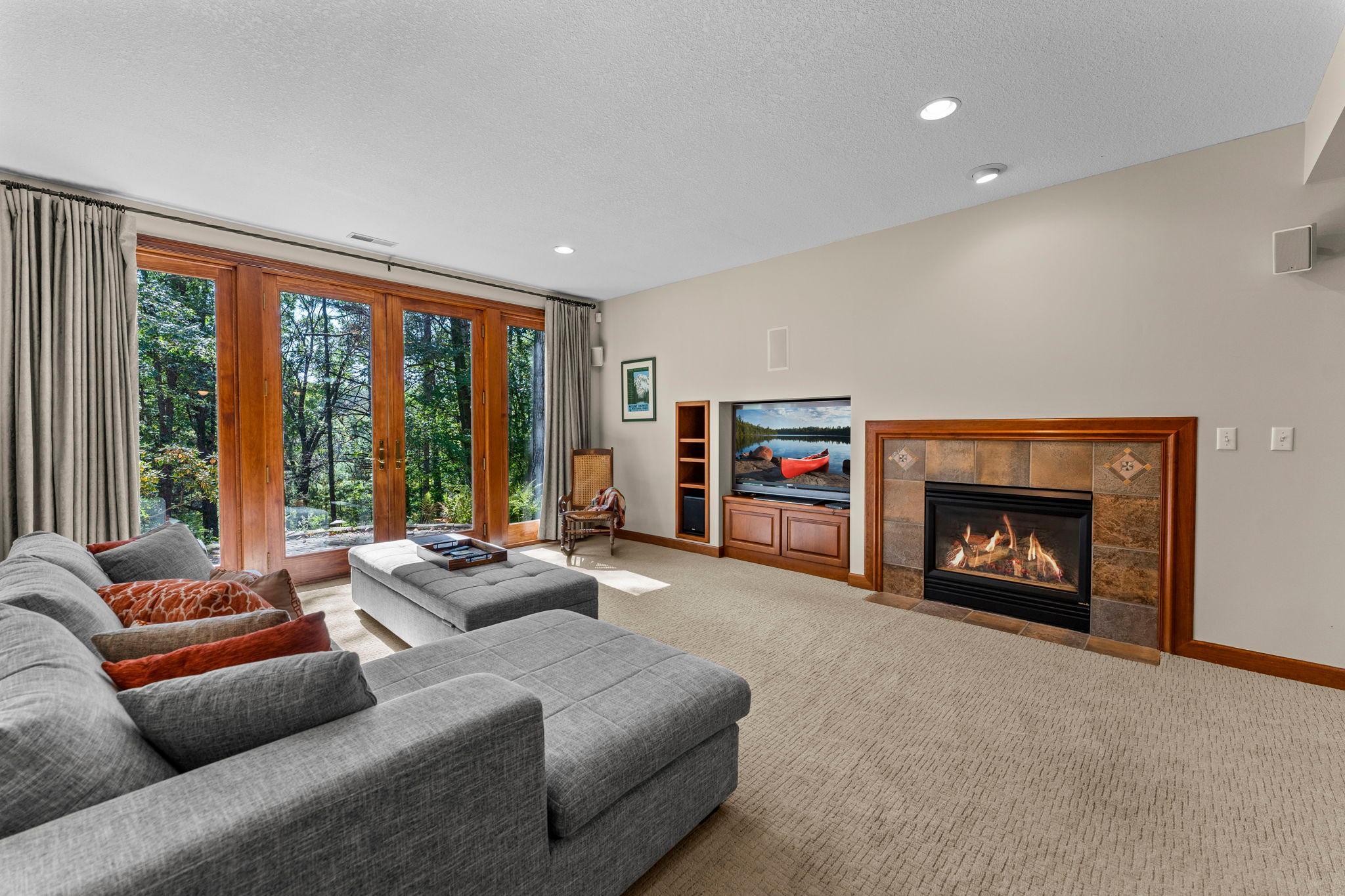 8917 Joliet Avenue N