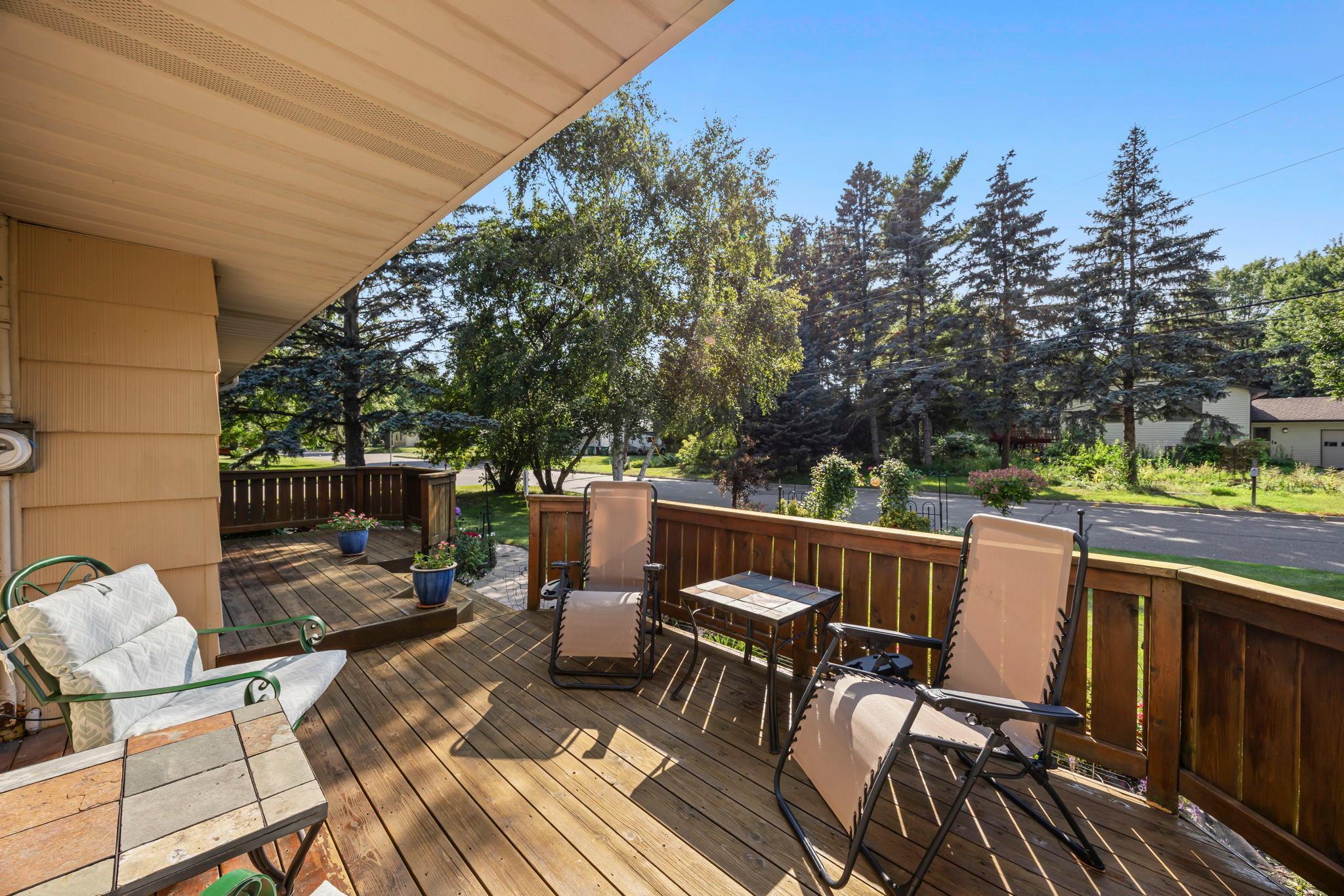 1031 Ryan Avenue W
