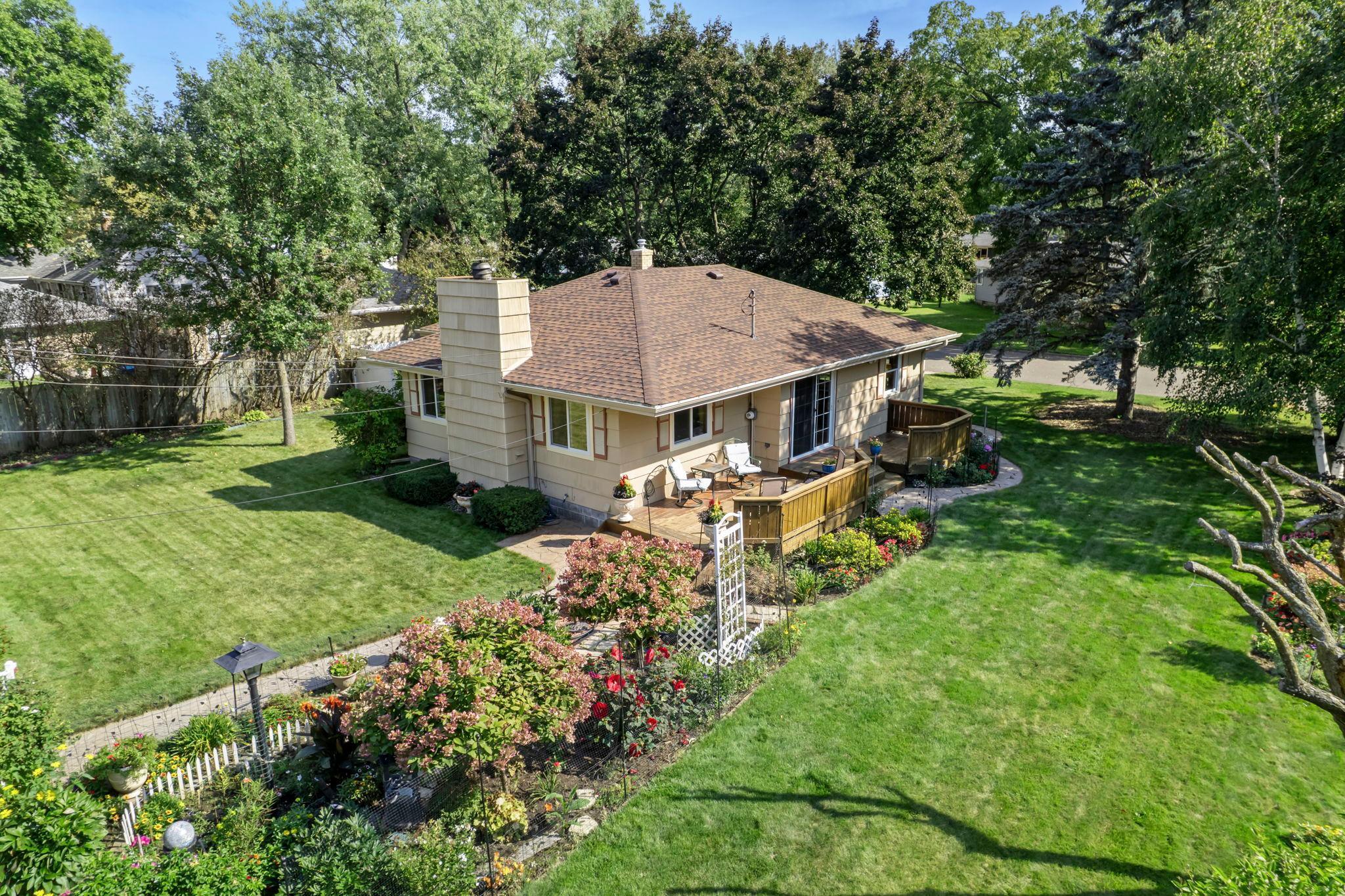 1031 Ryan Avenue W