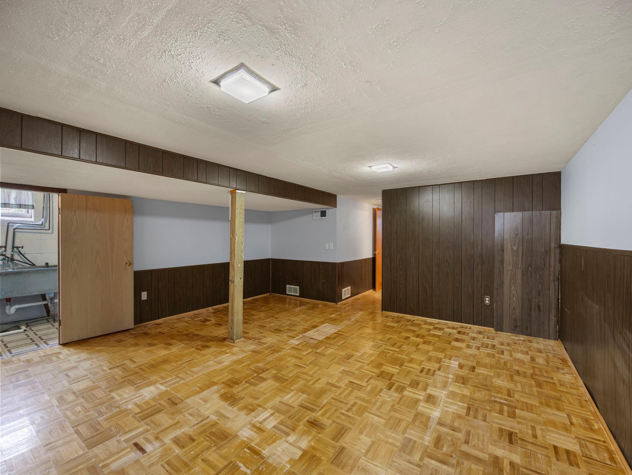 6310 Jackson Street NE