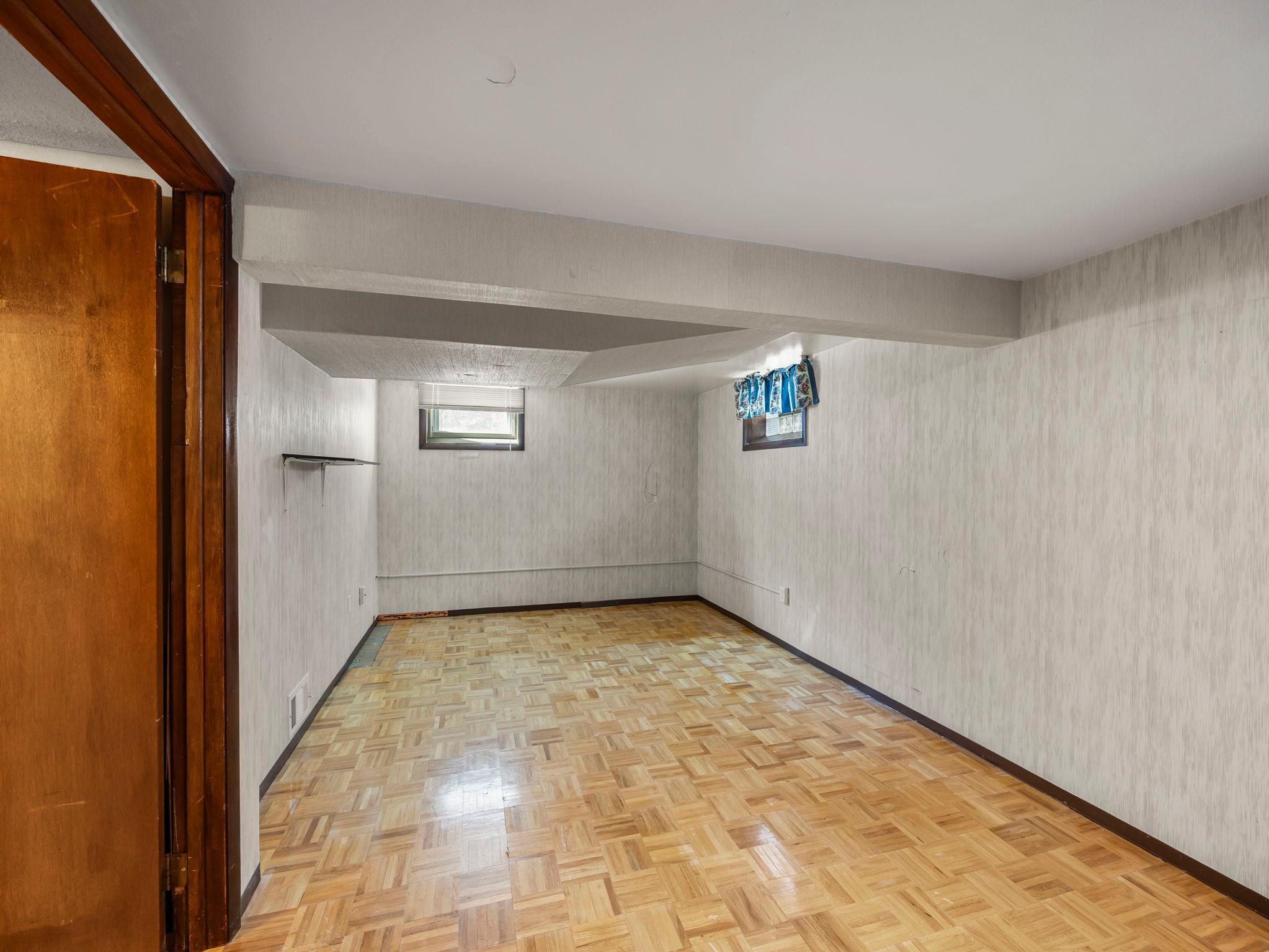 6310 Jackson Street NE