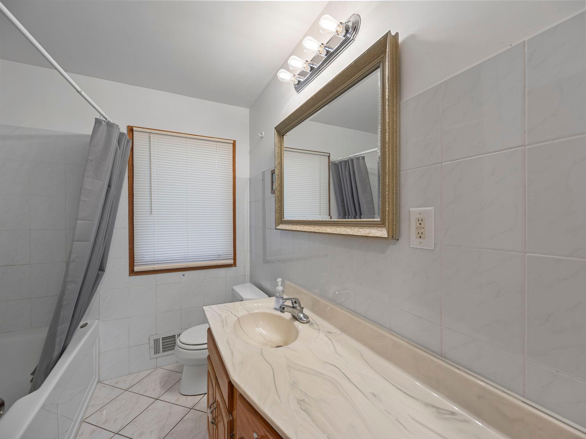 6310 Jackson Street NE