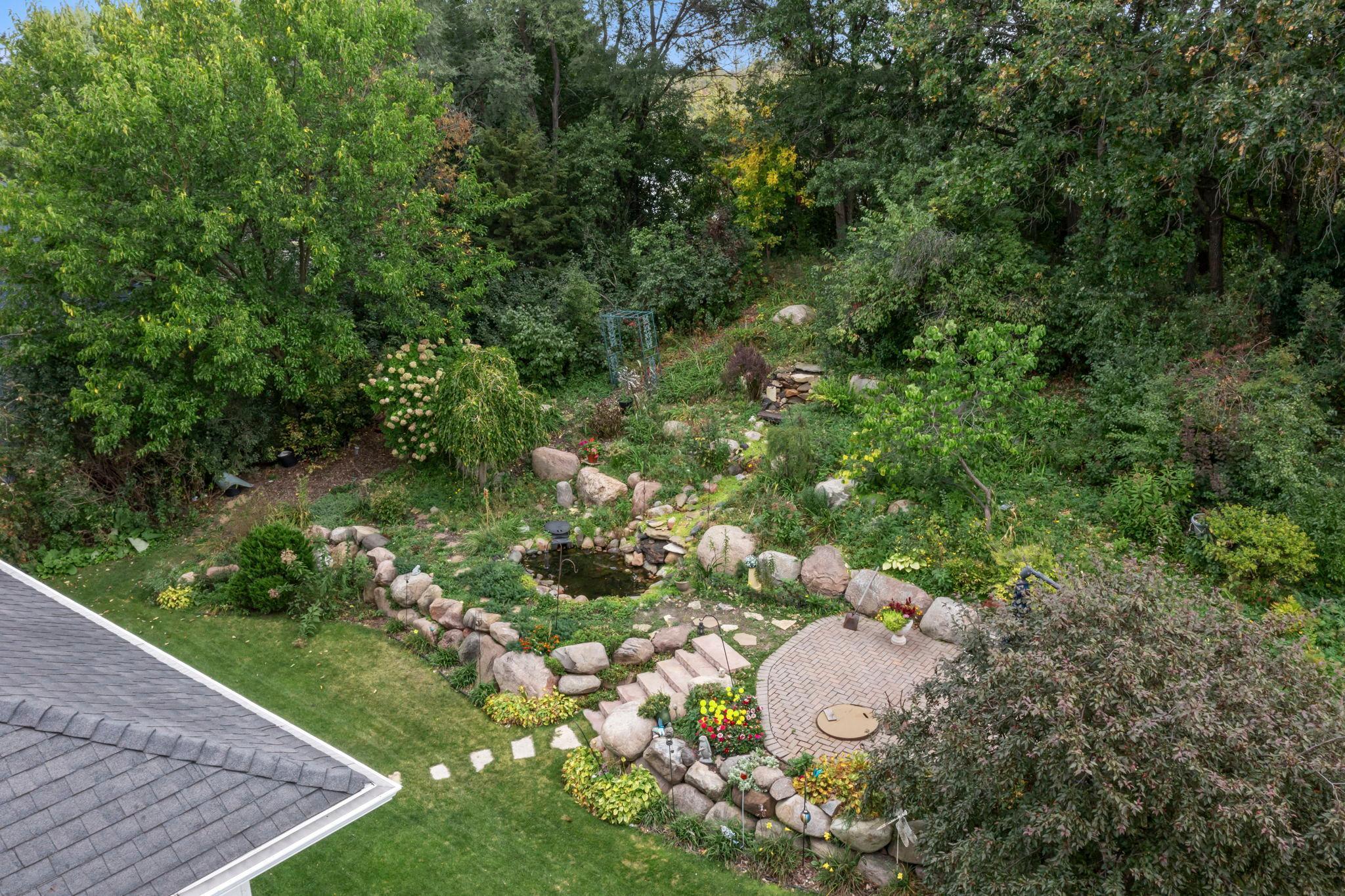 2360 Apache Court