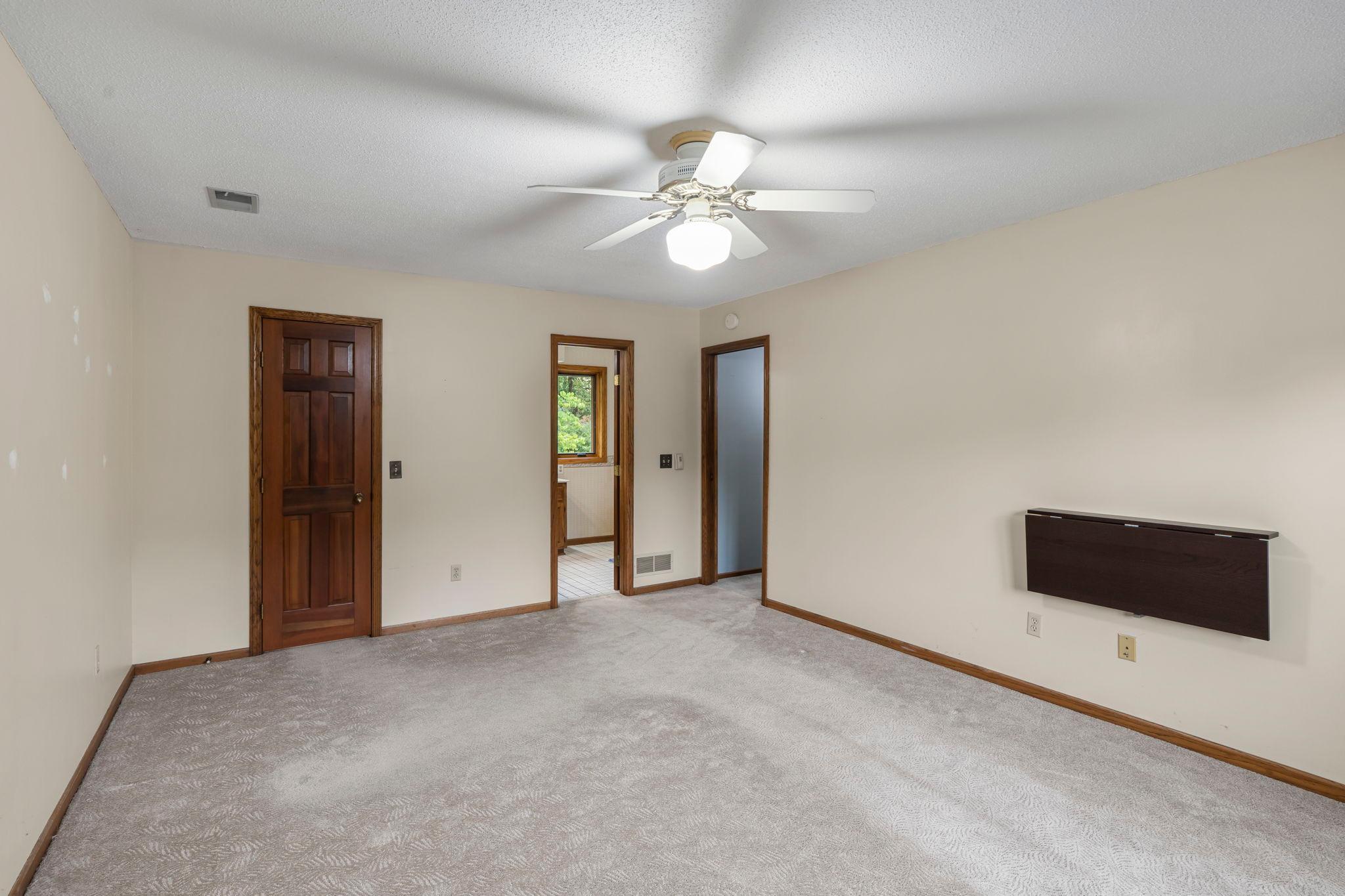 2360 Apache Court