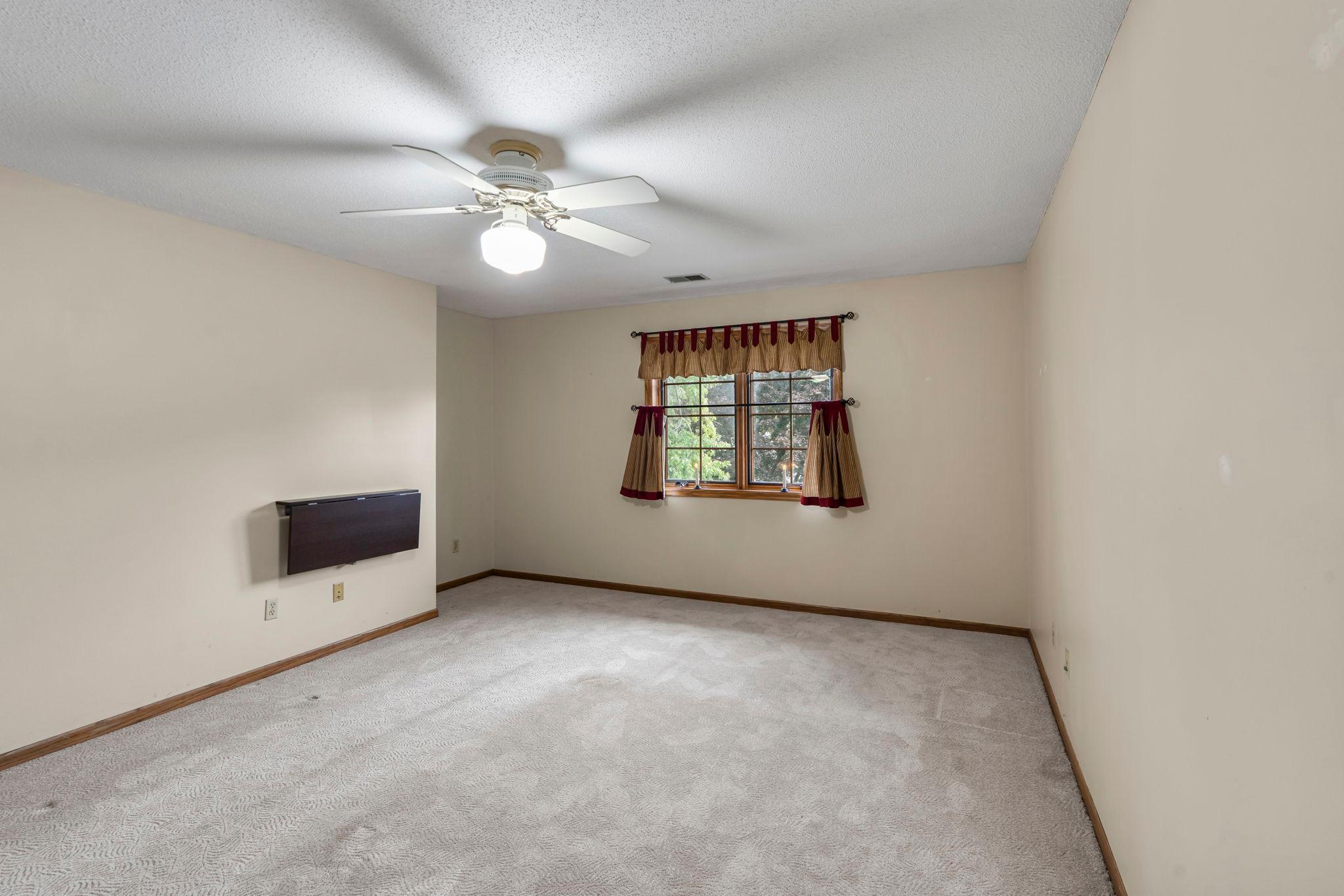 2360 Apache Court