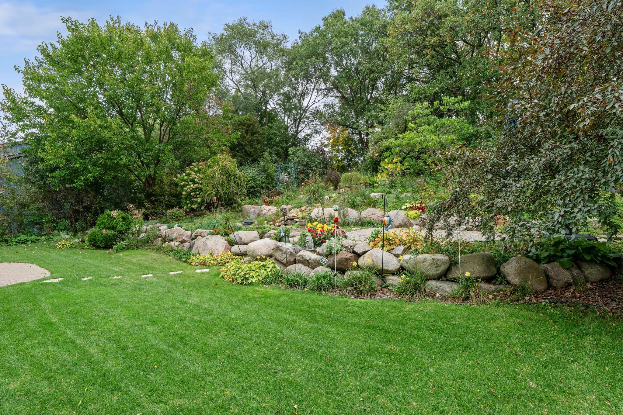 2360 Apache Court