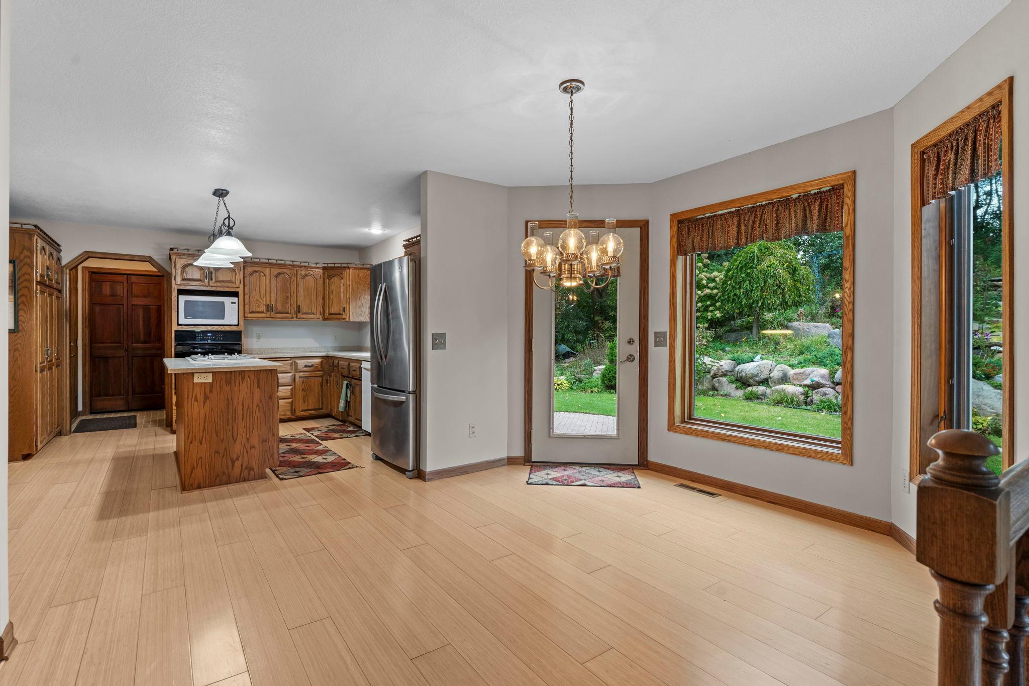 2360 Apache Court