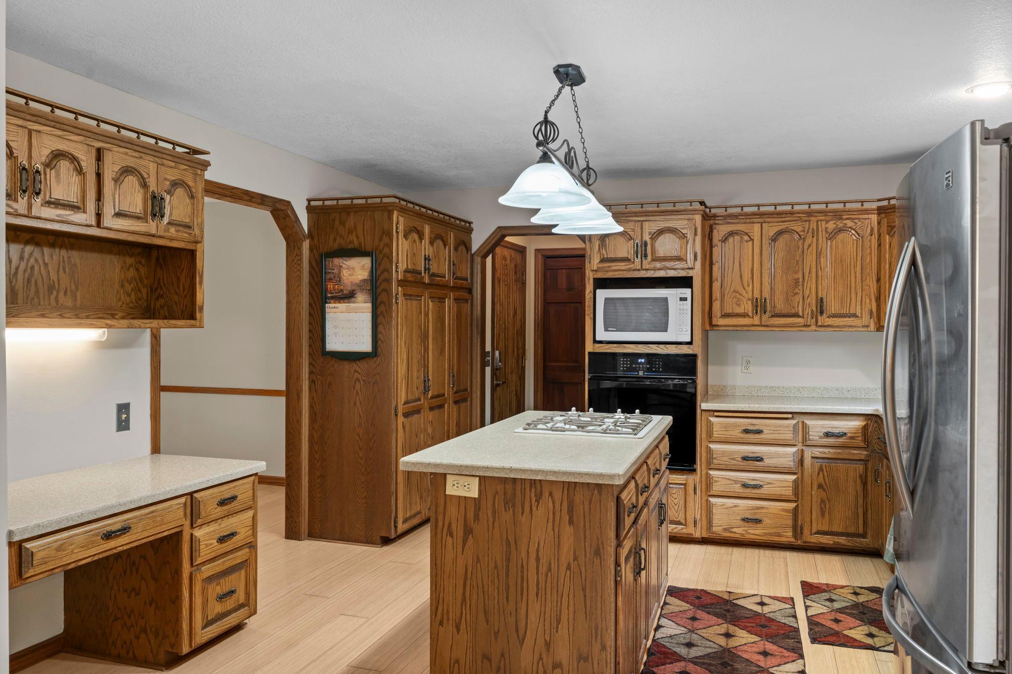 2360 Apache Court