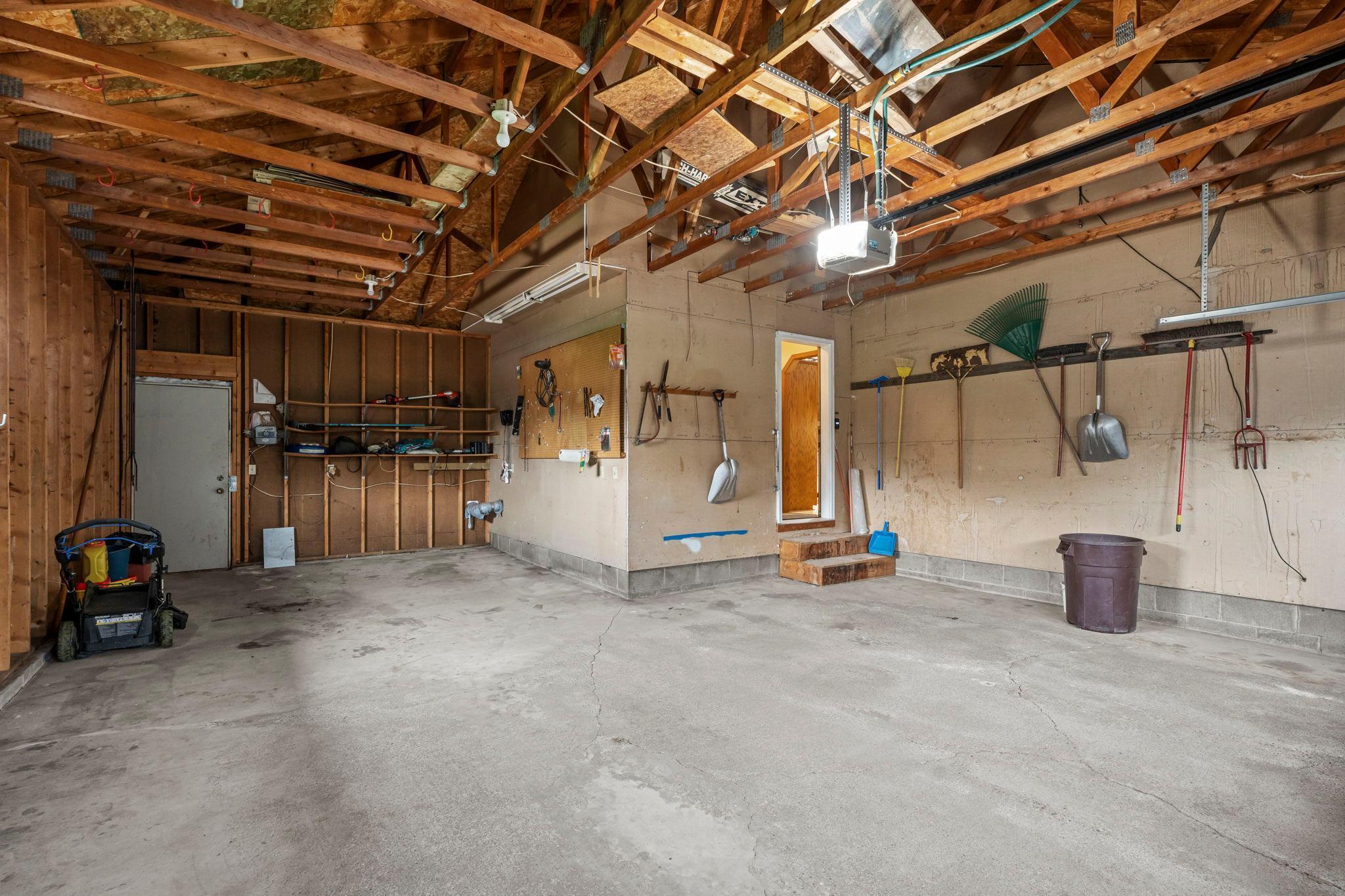2360 Apache Court