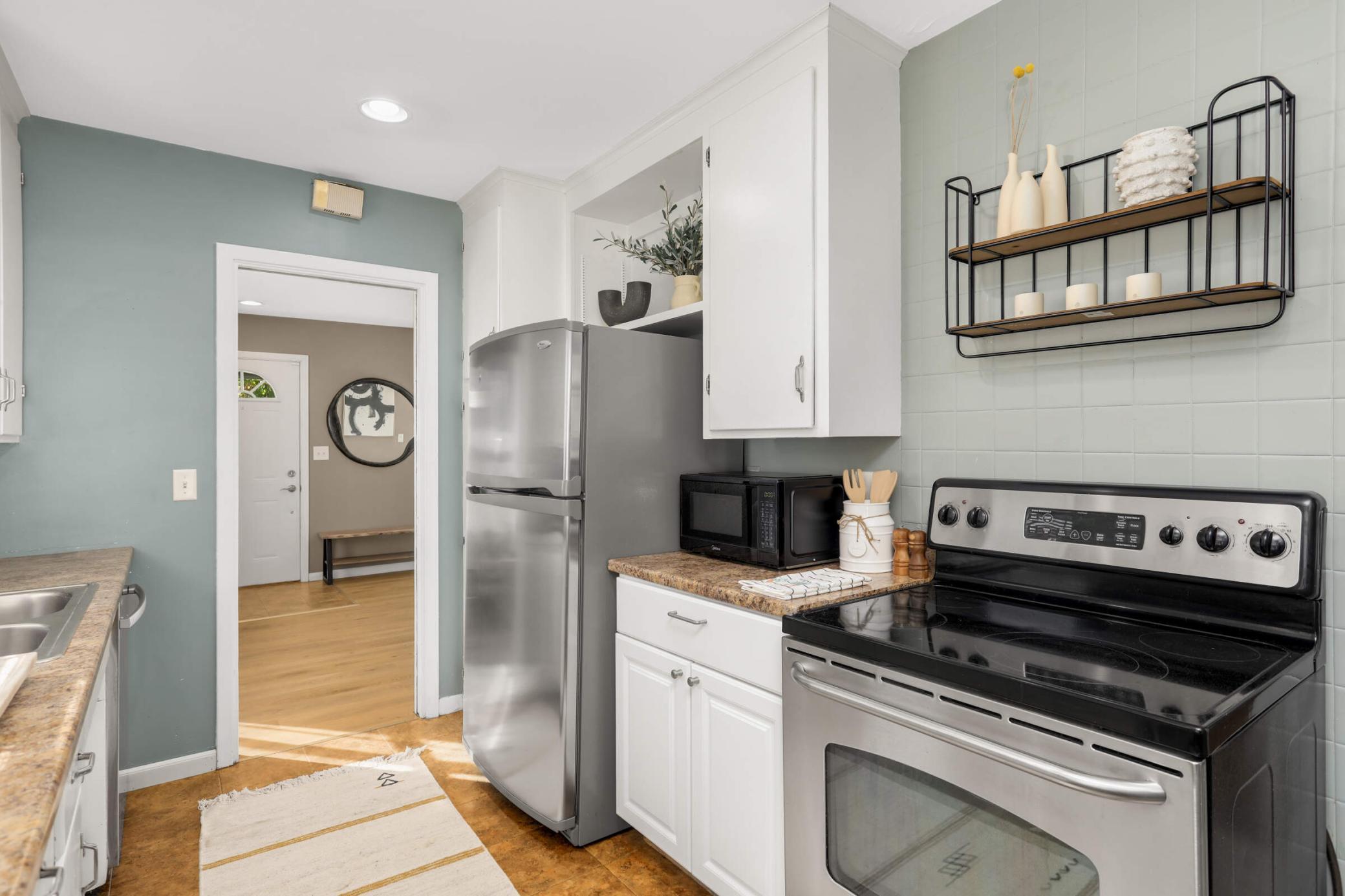 1611 Oregon Avenue S