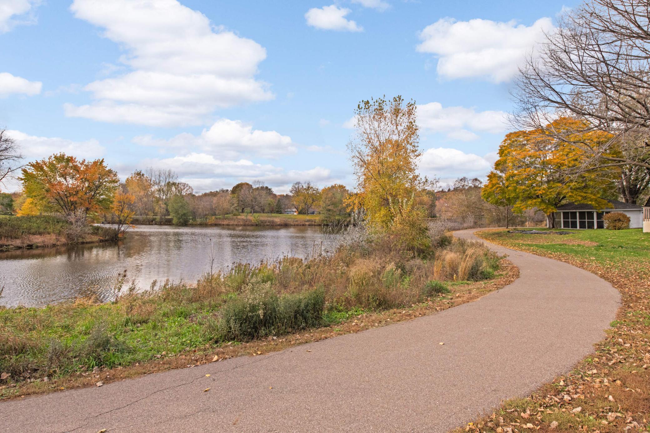 1611 Oregon Avenue S