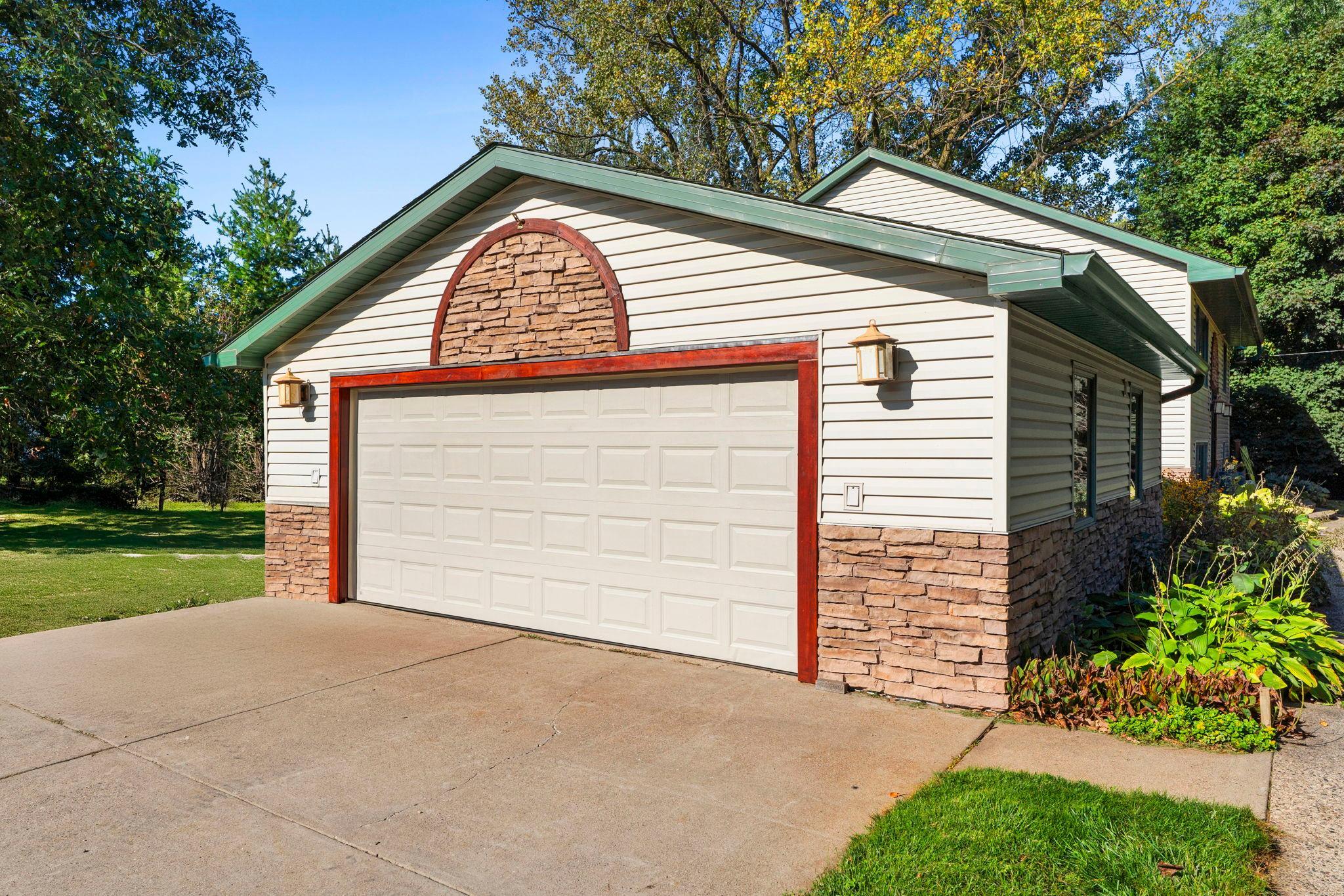 7645 Military Road