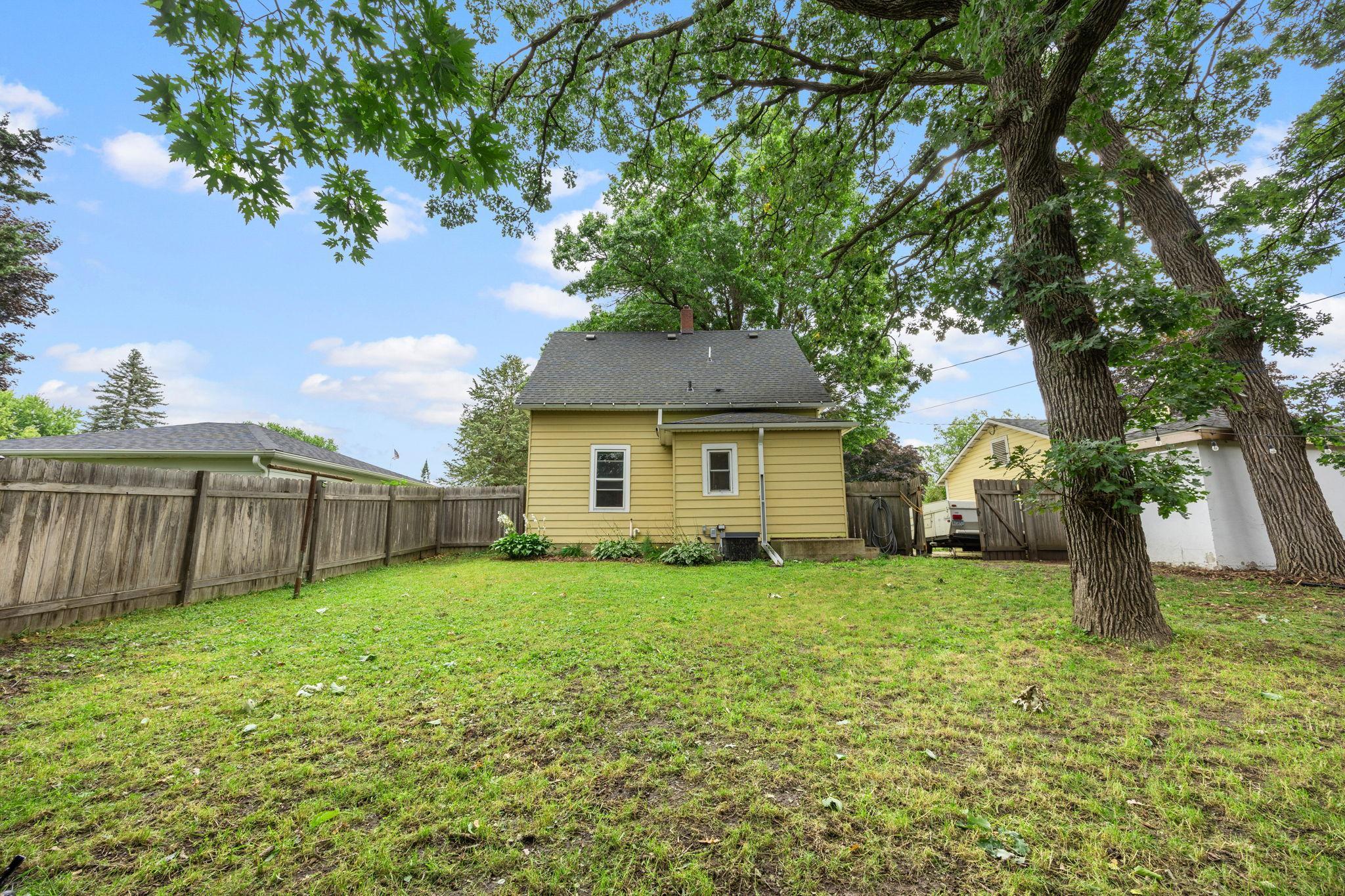 1751 Clarence Street