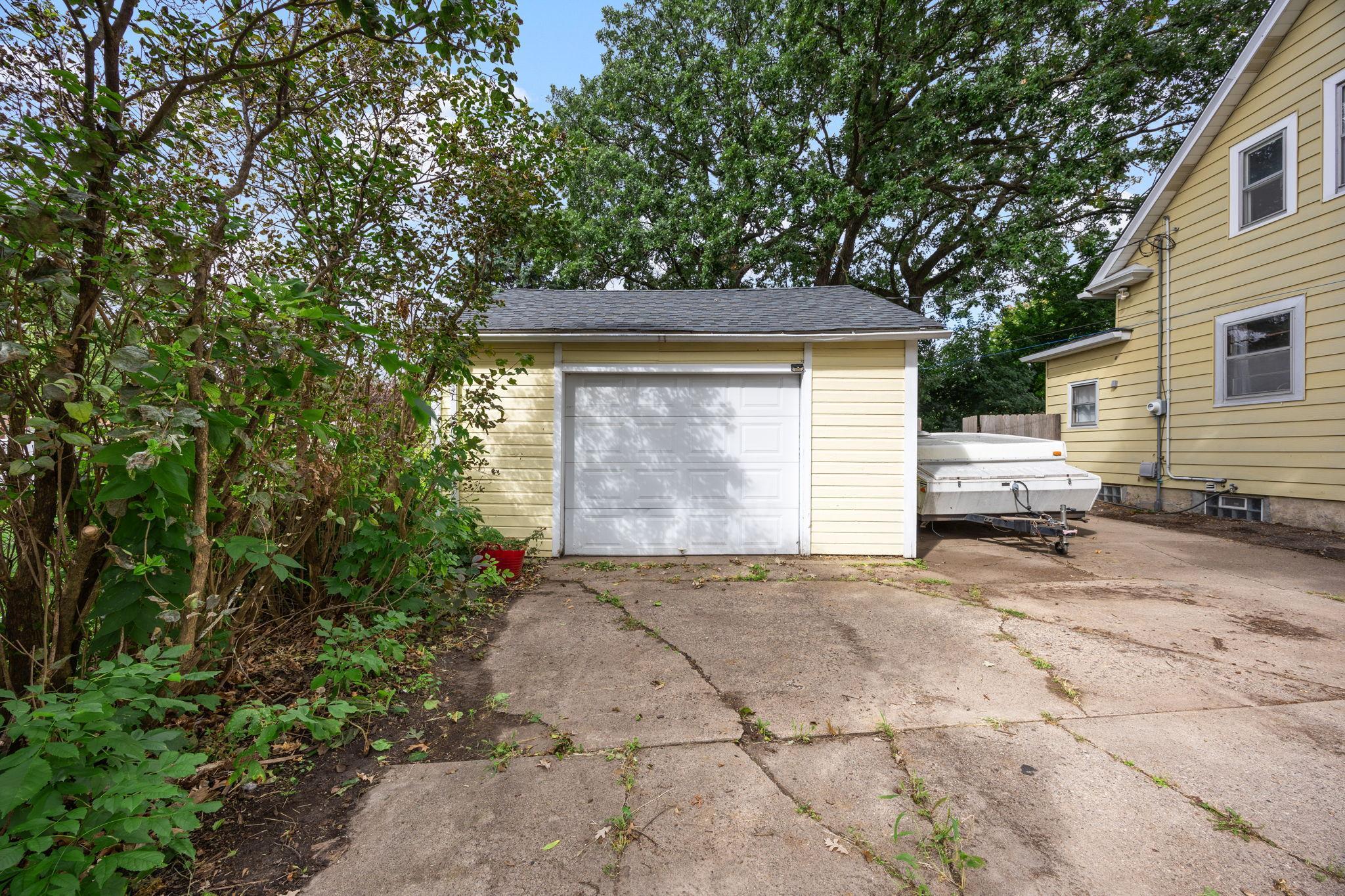 1751 Clarence Street