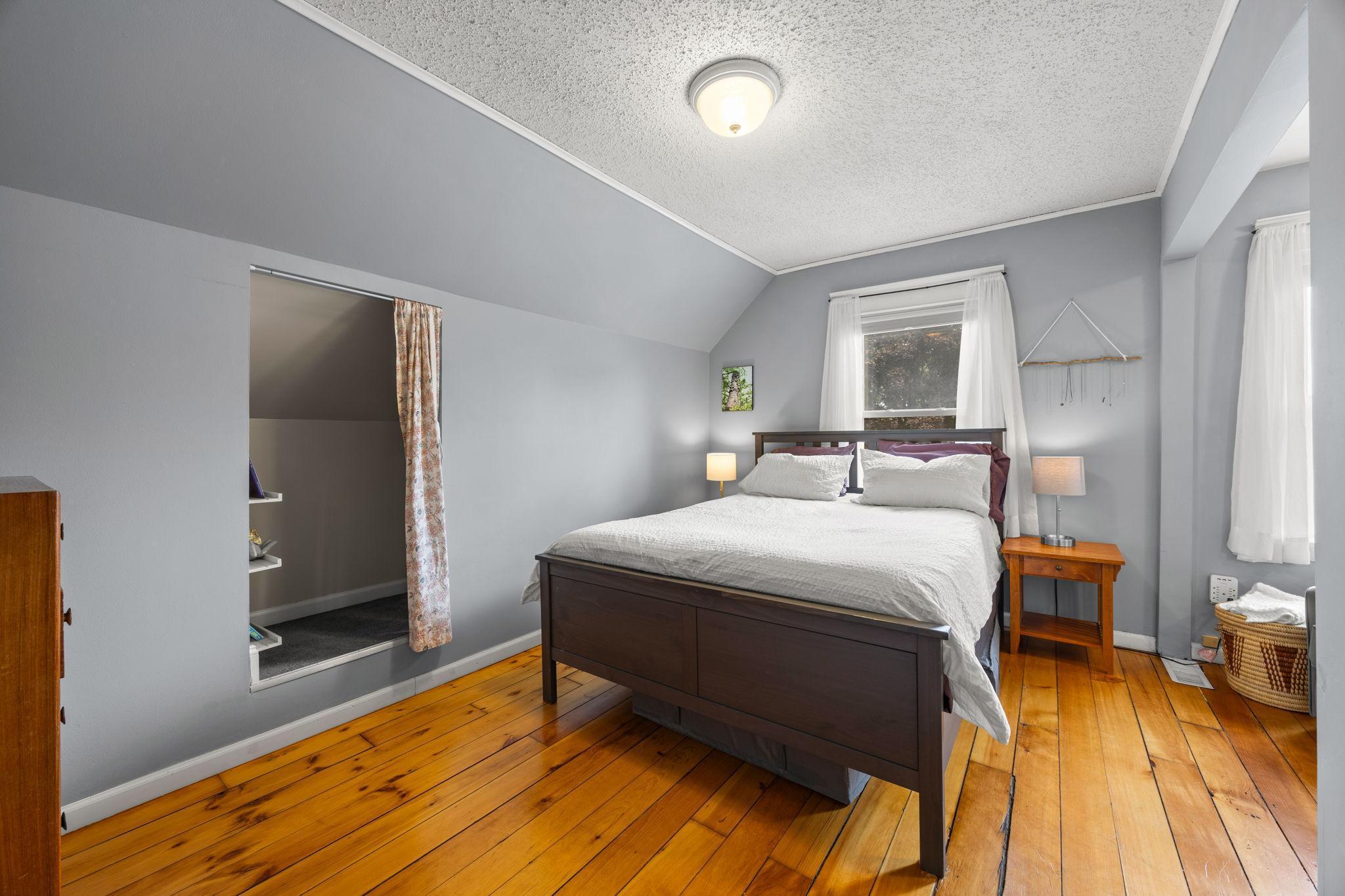 1751 Clarence Street