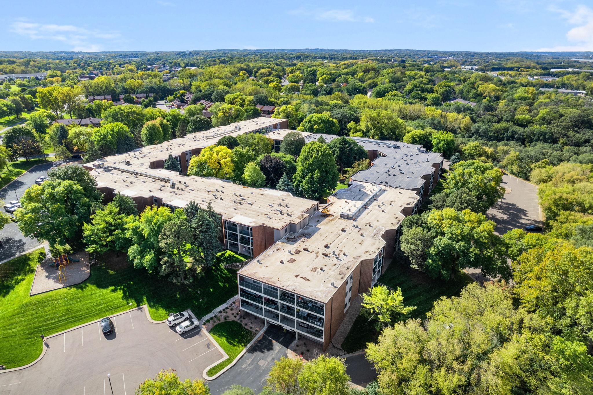 1700 Four Oaks Road Unit: 118