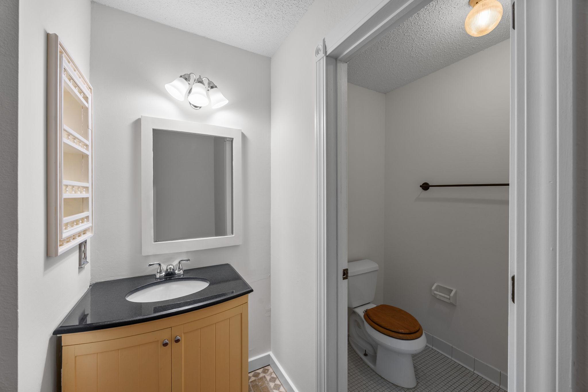 1700 Four Oaks Road Unit: 118