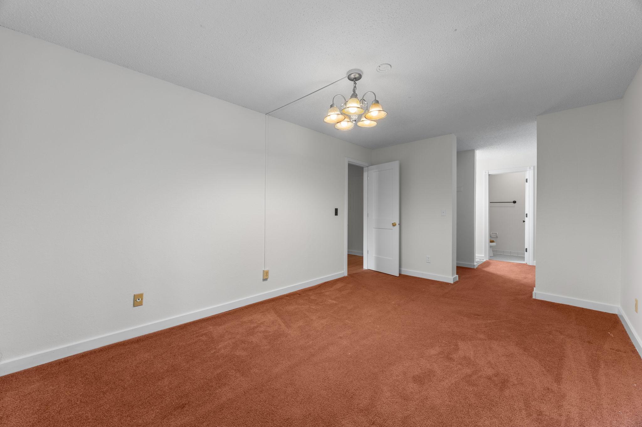 1700 Four Oaks Road Unit: 118