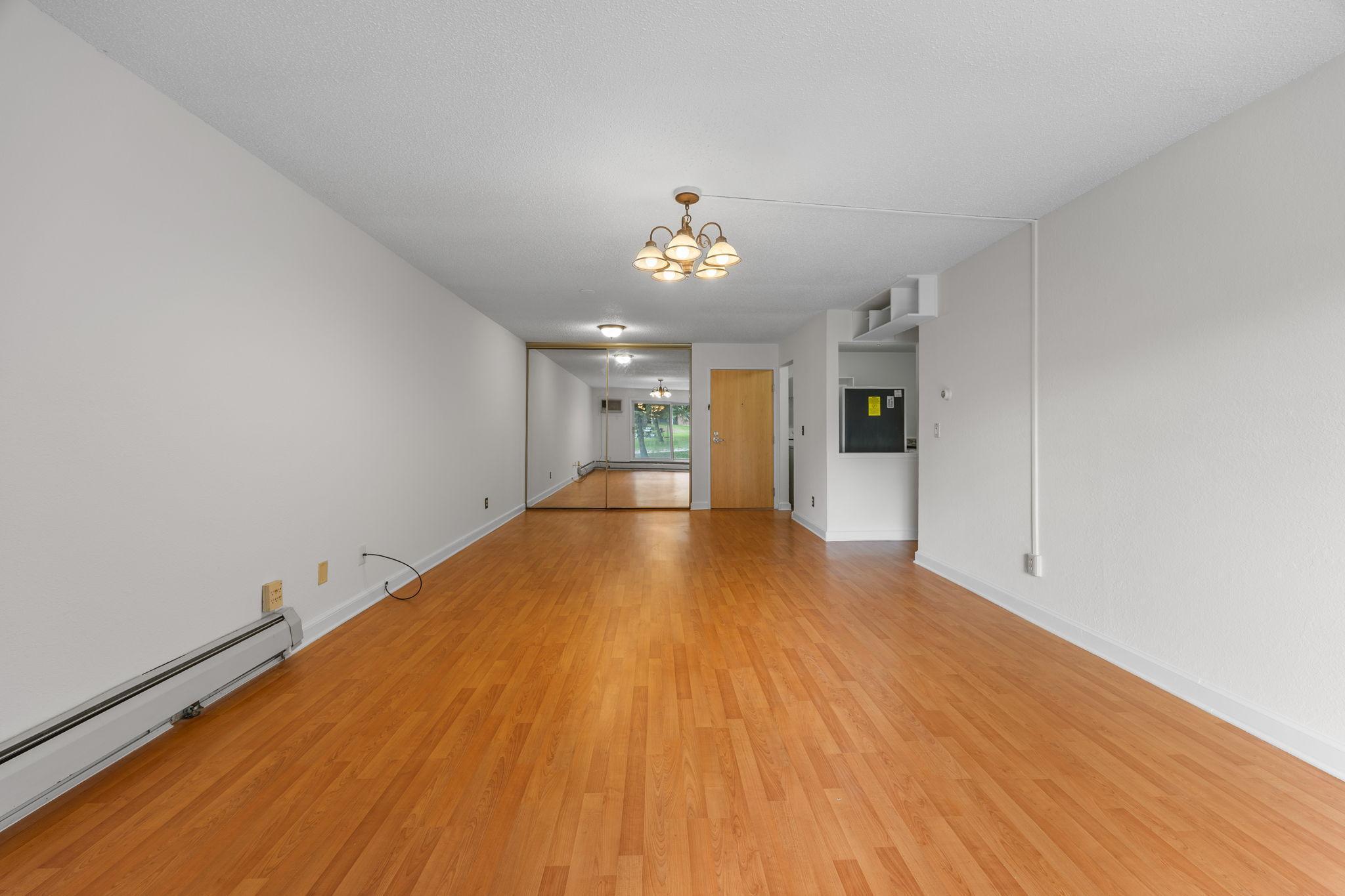 1700 Four Oaks Road Unit: 118