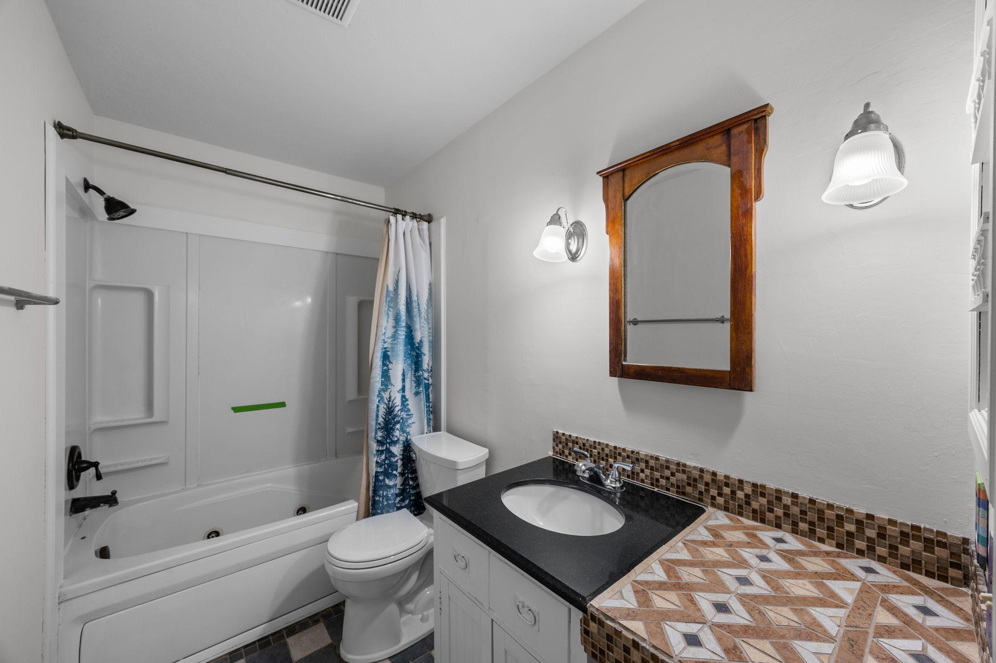 1700 Four Oaks Road Unit: 118